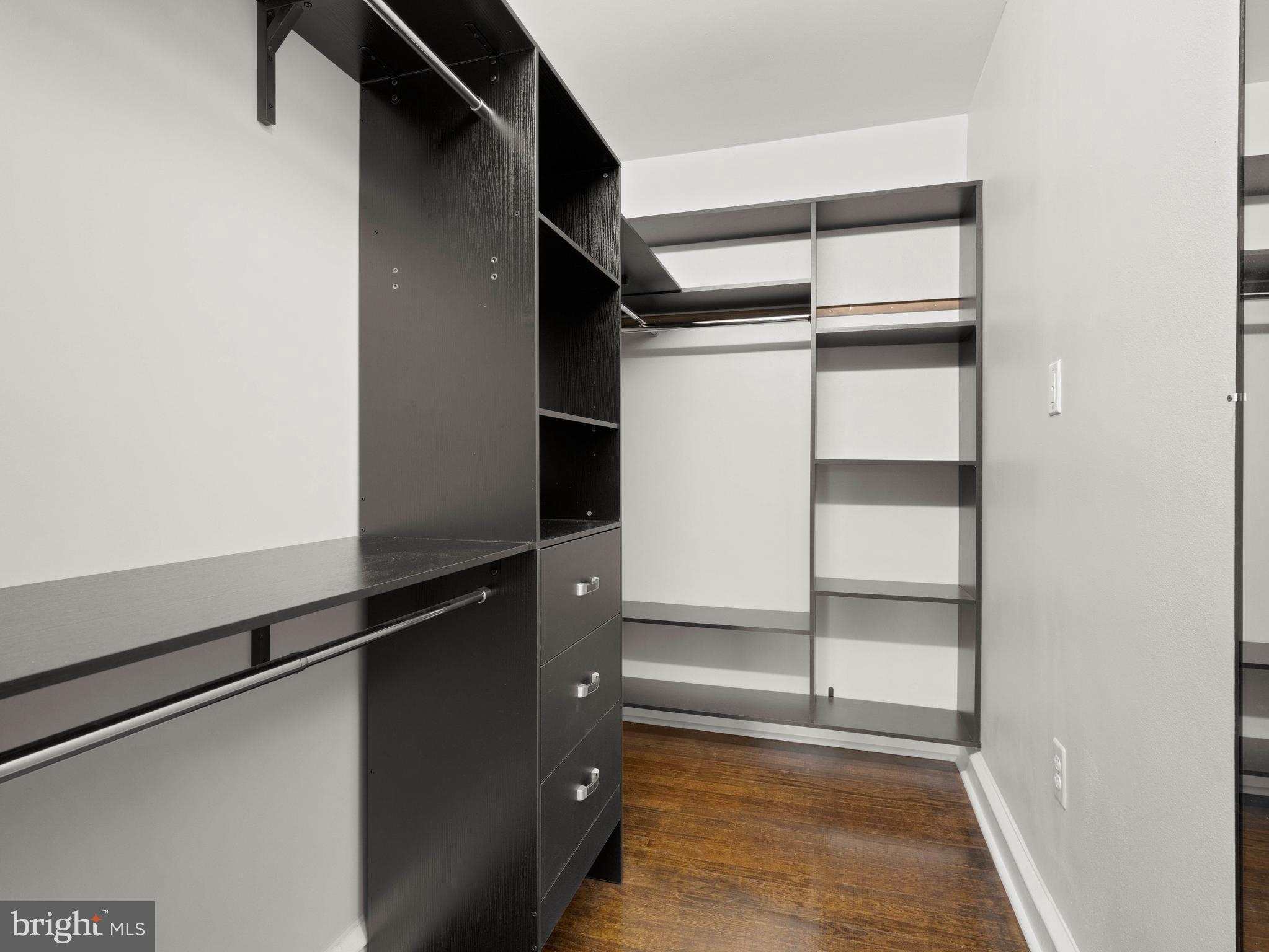 ARONIMINK - Residential