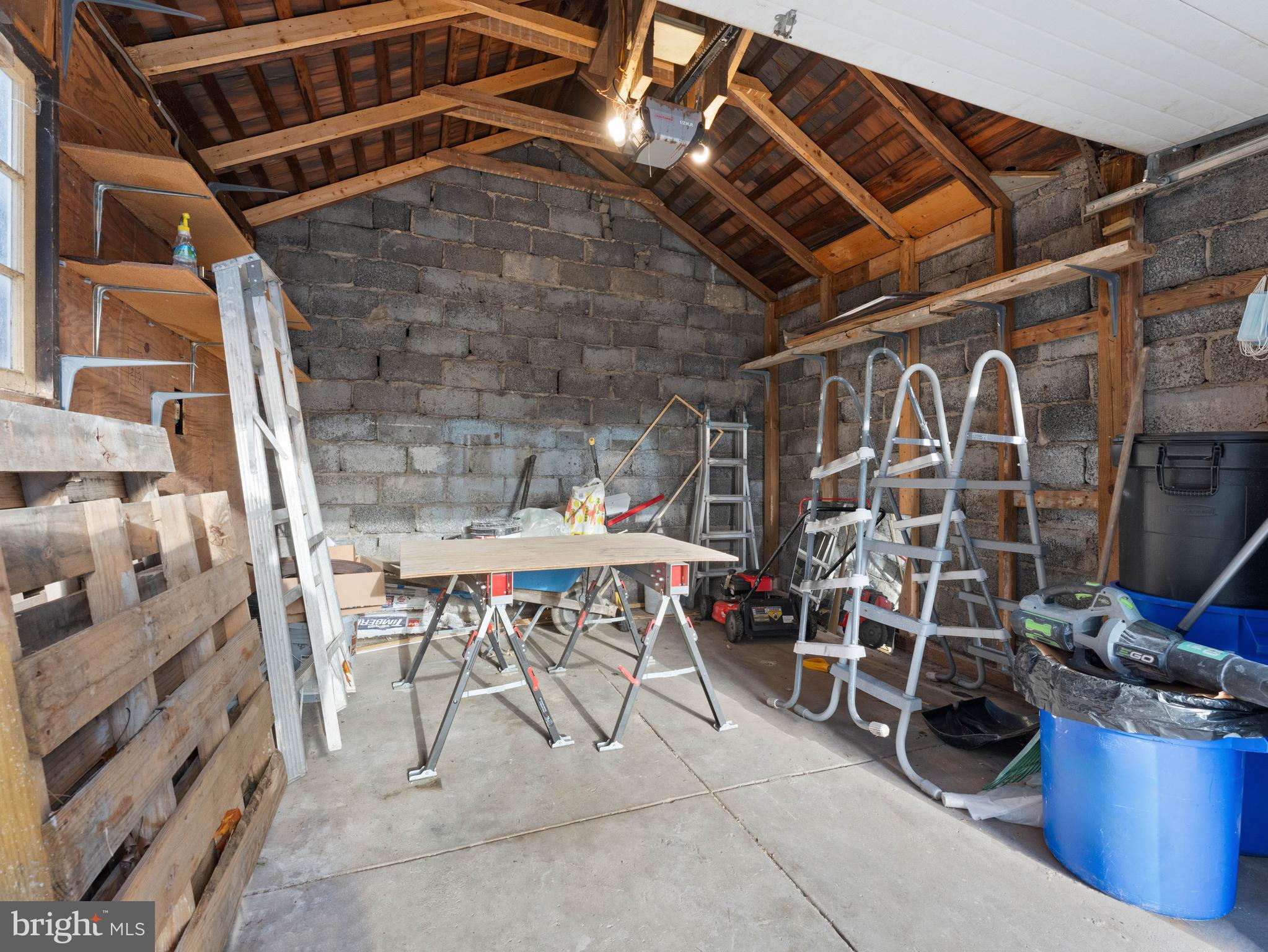 ARONIMINK - Residential