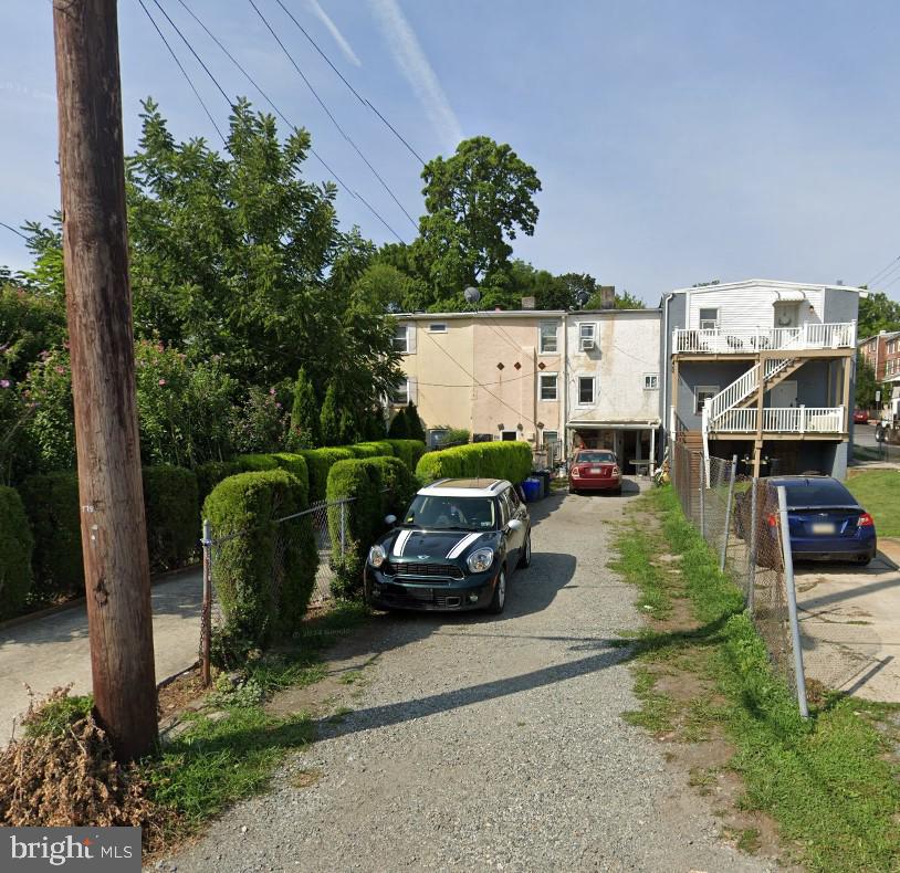 305 S MATLACK STREET