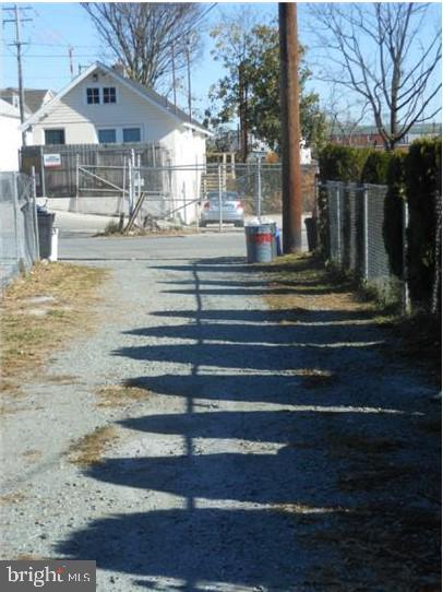 305 S MATLACK STREET