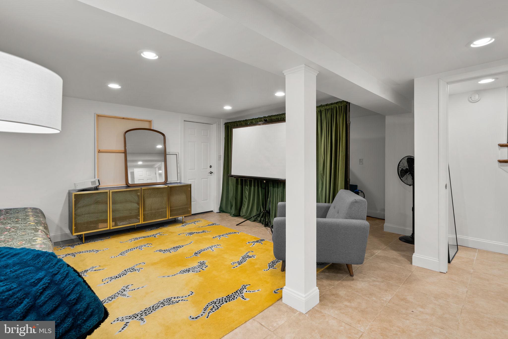 ROCK CREEK FOREST - Residential