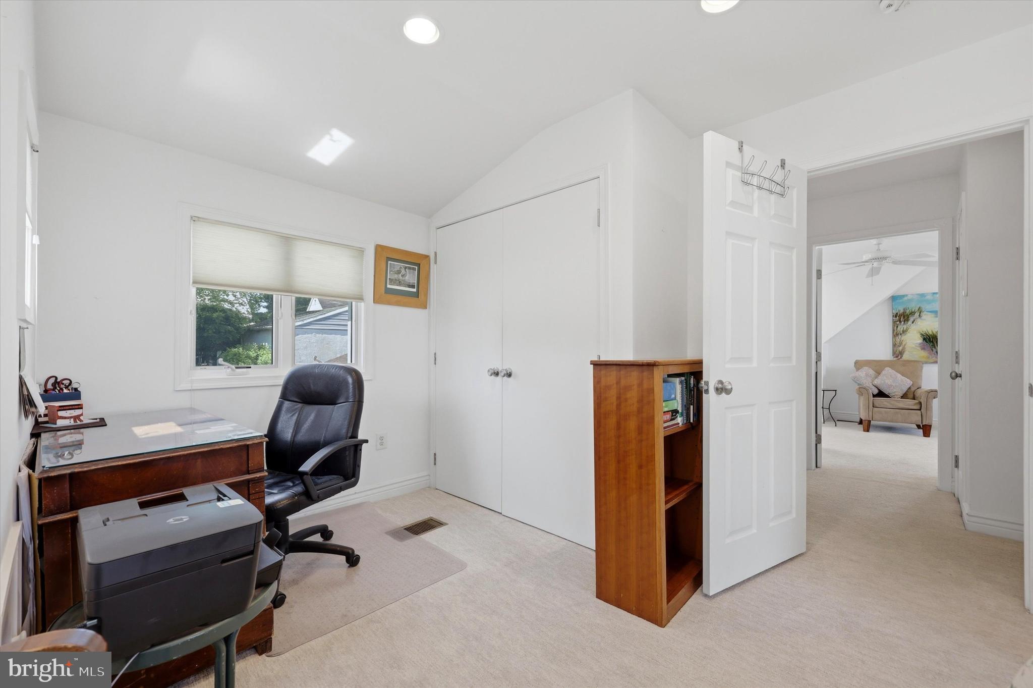 ROXBOROUGH - Residential