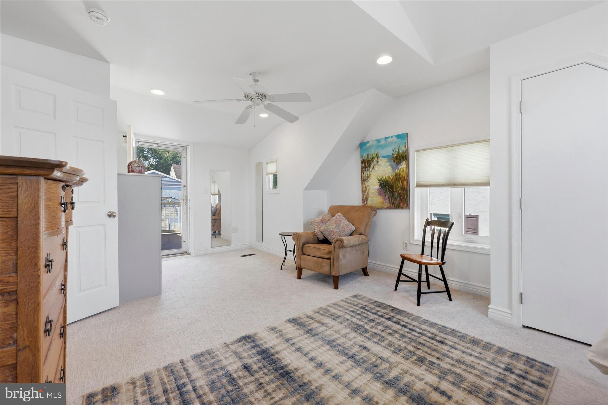 ROXBOROUGH - Residential