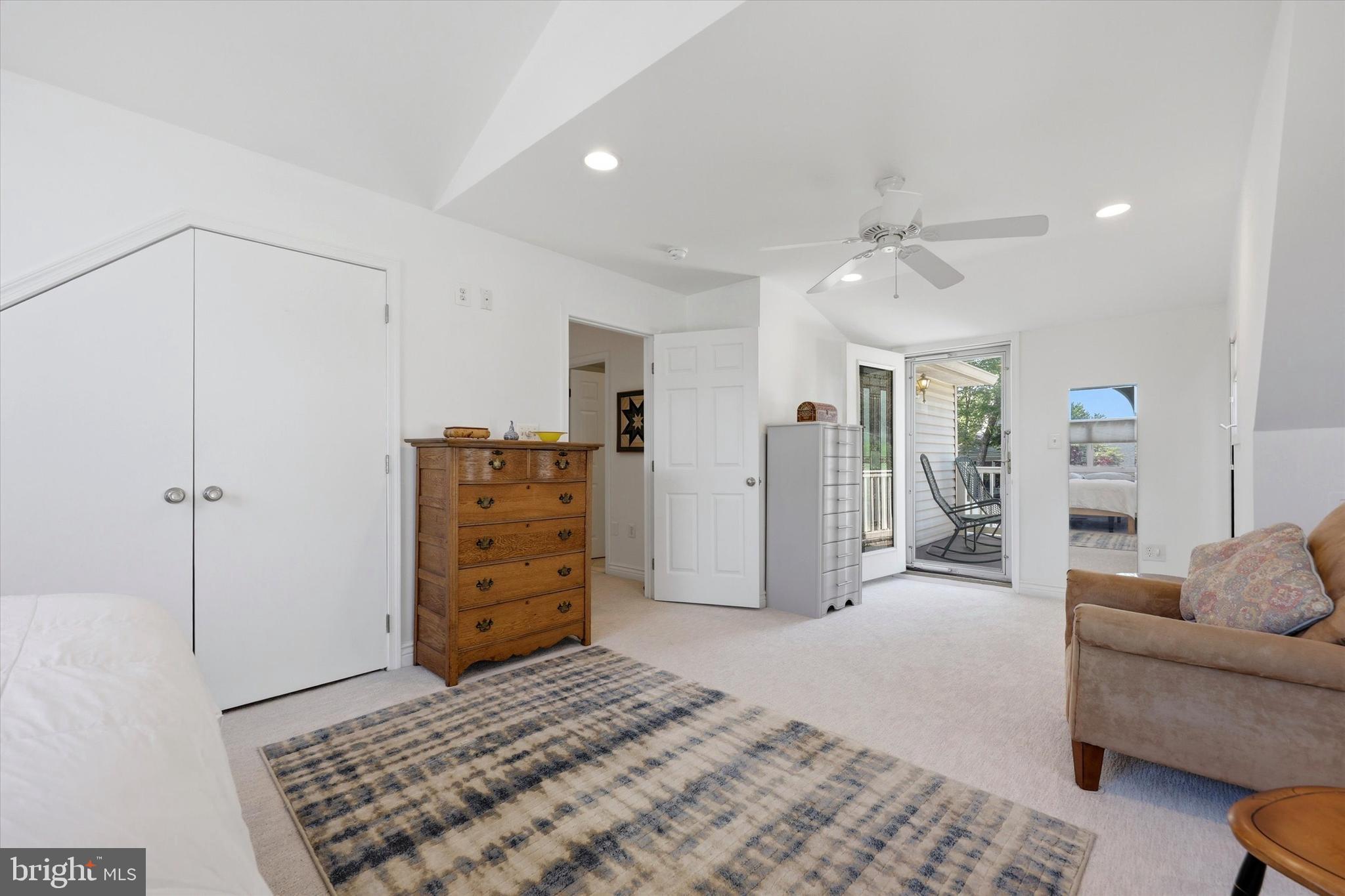 ROXBOROUGH - Residential
