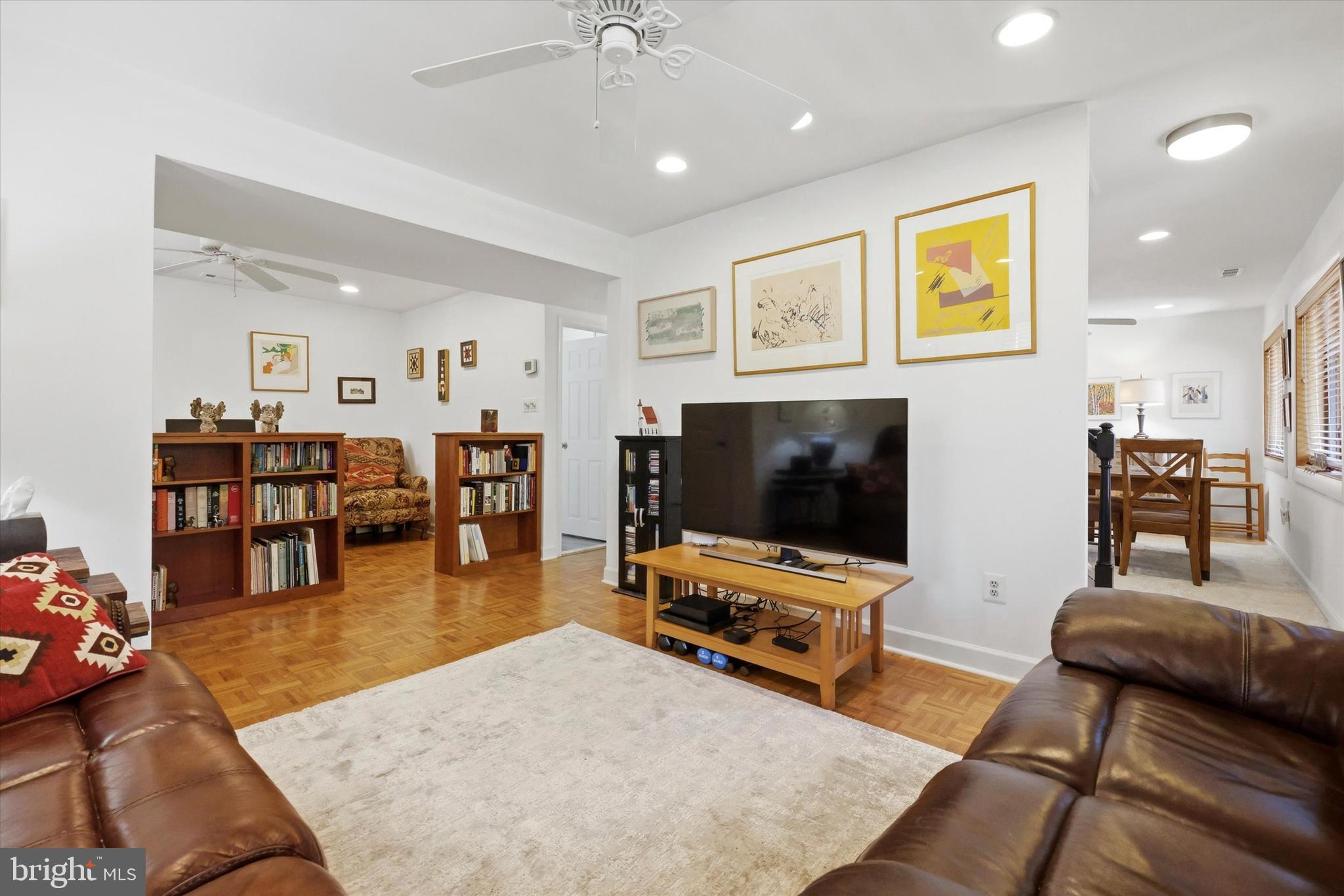 ROXBOROUGH - Residential