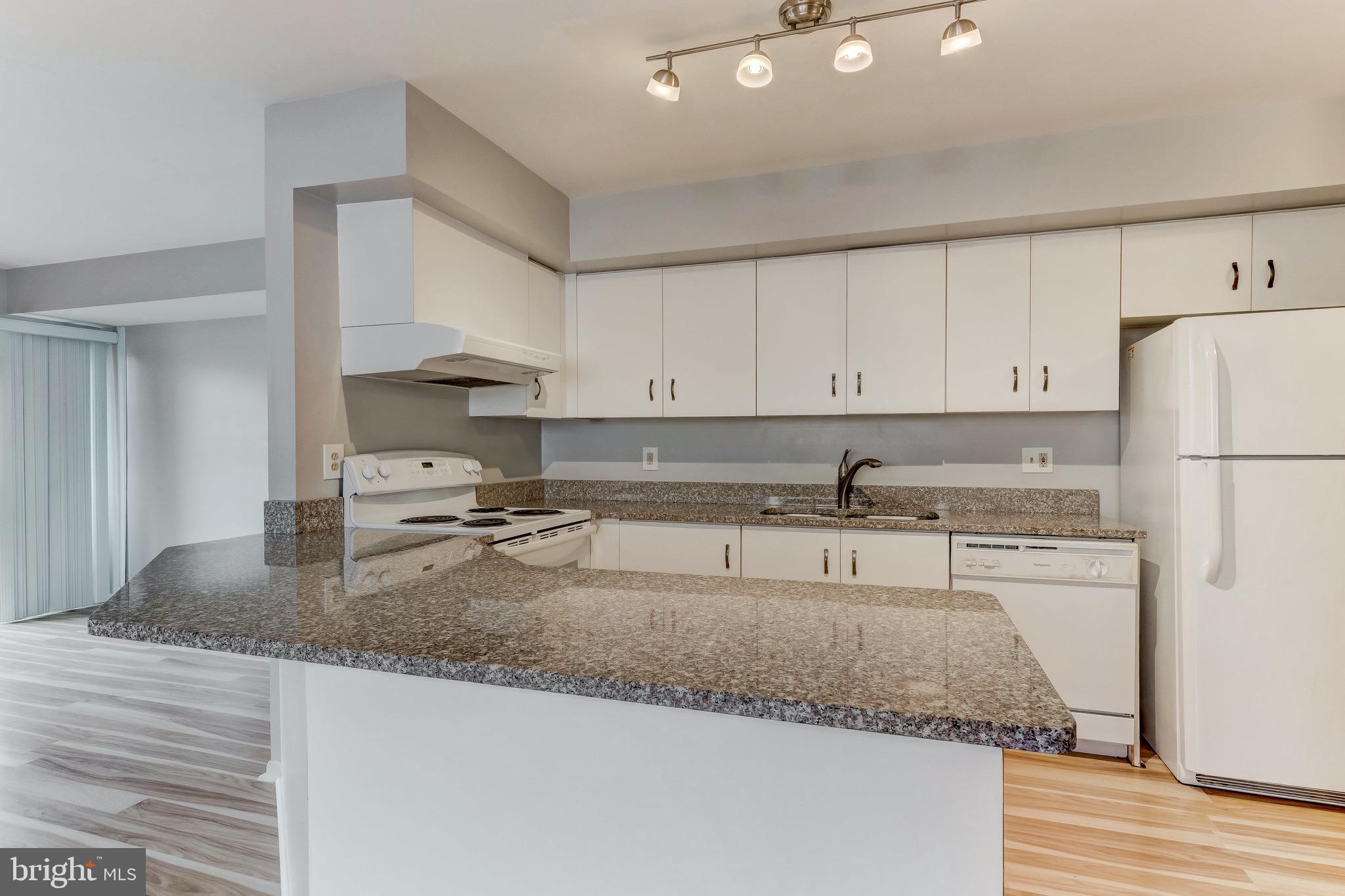 CLUB AT MCDONOGH - Residential