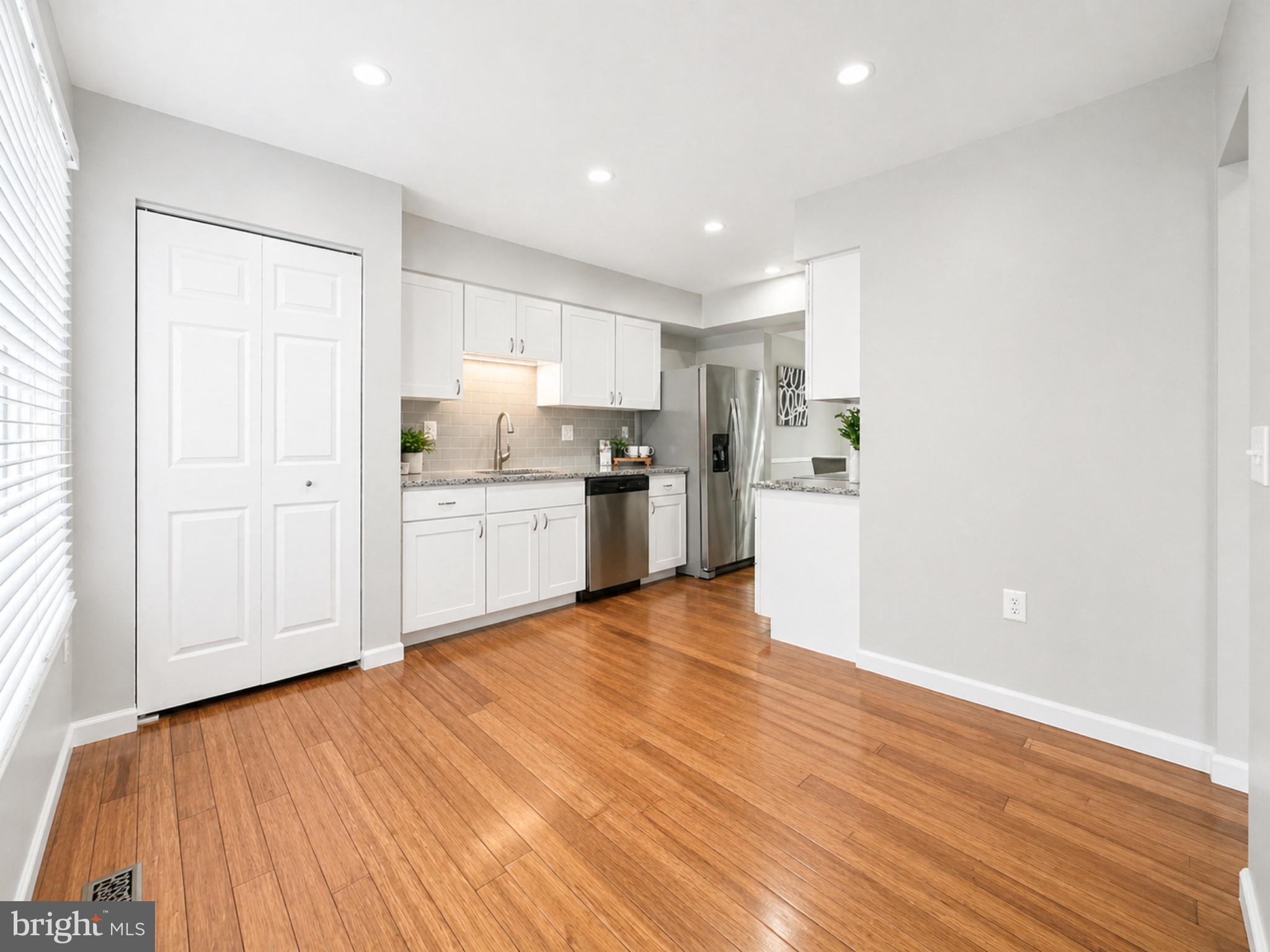 BURKE CENTRE - Residential