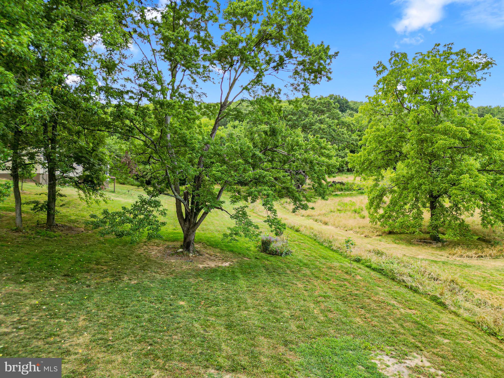 LEEDS MANOR ORCHARDS - Residential