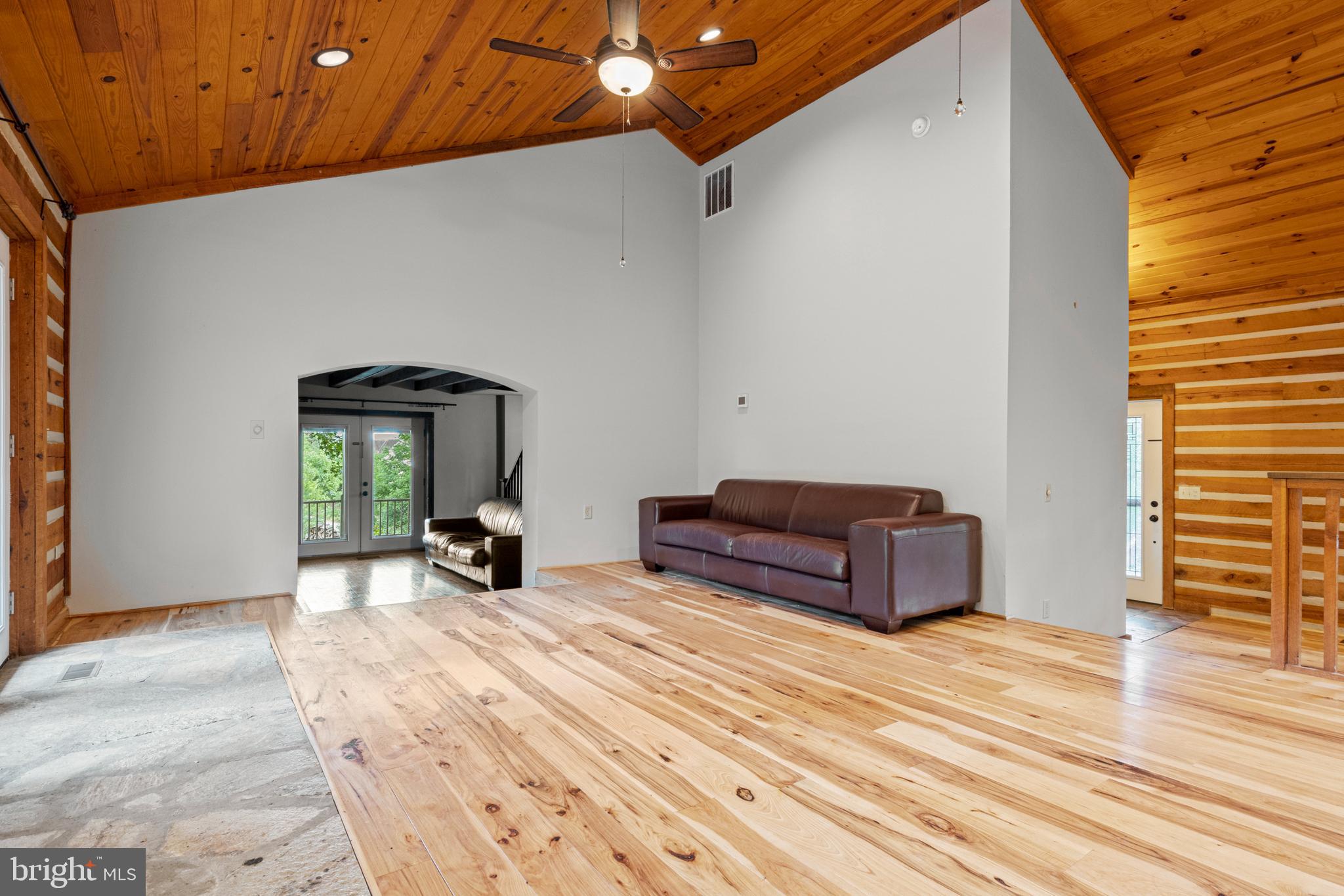 LEEDS MANOR ORCHARDS - Residential