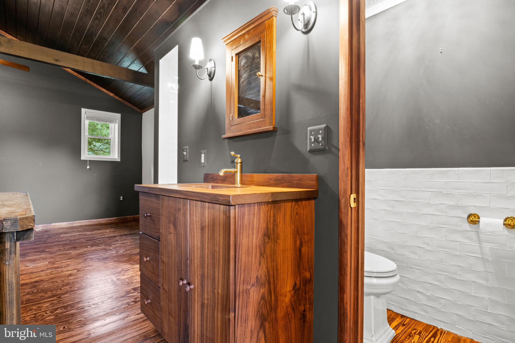 LEEDS MANOR ORCHARDS - Residential