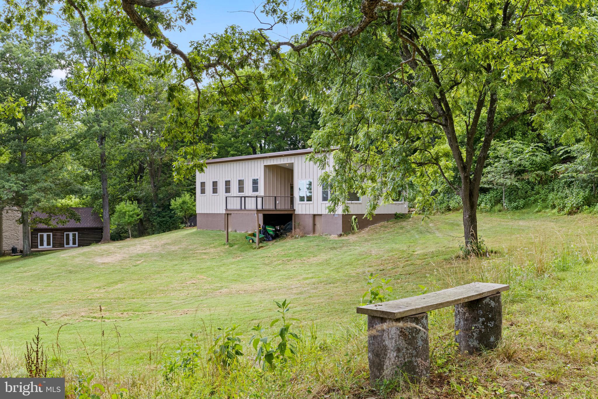 LEEDS MANOR ORCHARDS - Residential