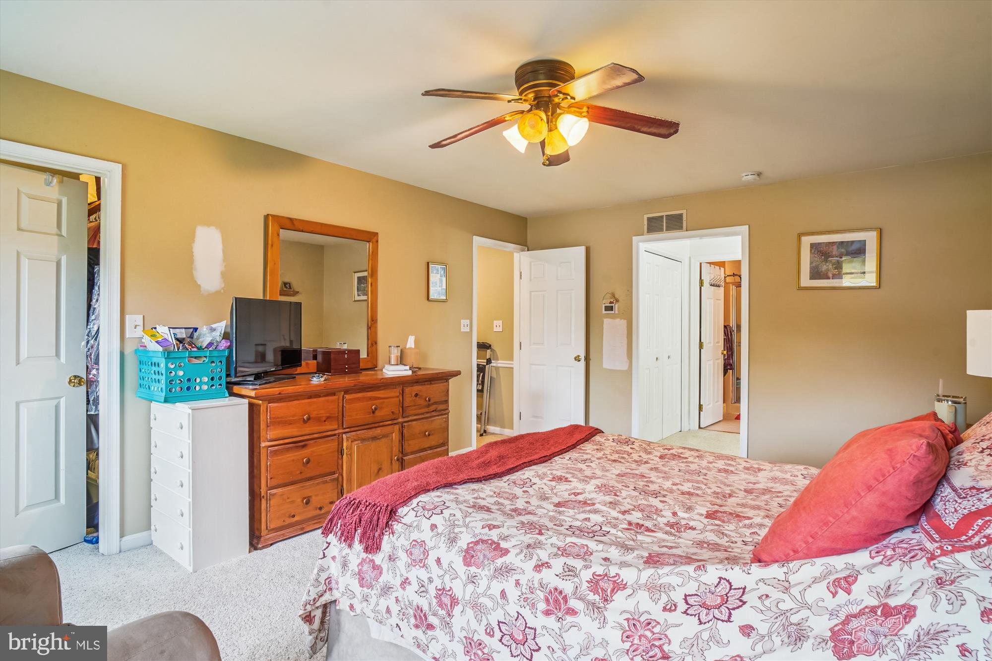 CLOVER HILL III - Residential