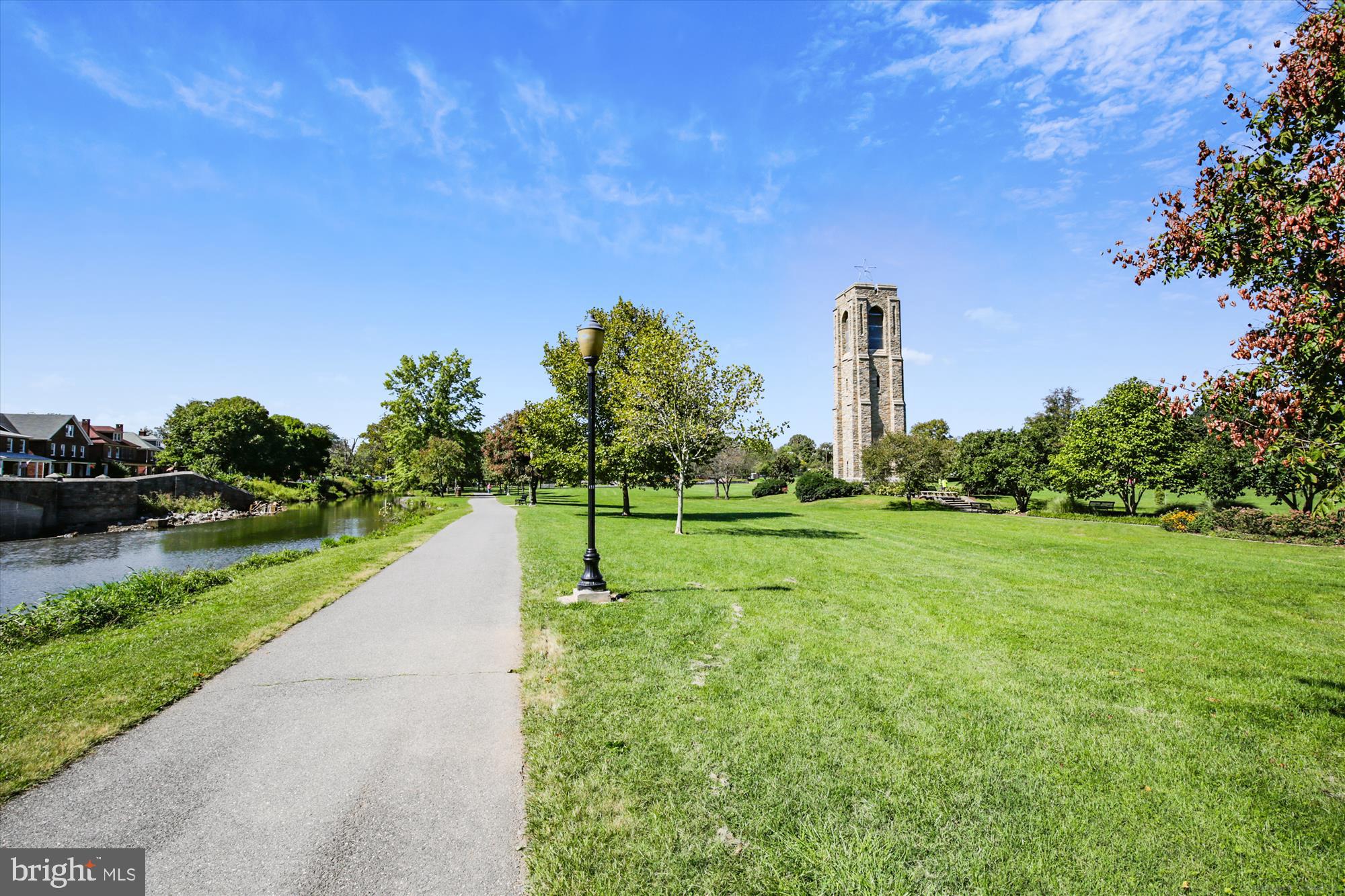 CLOVER HILL III - Residential