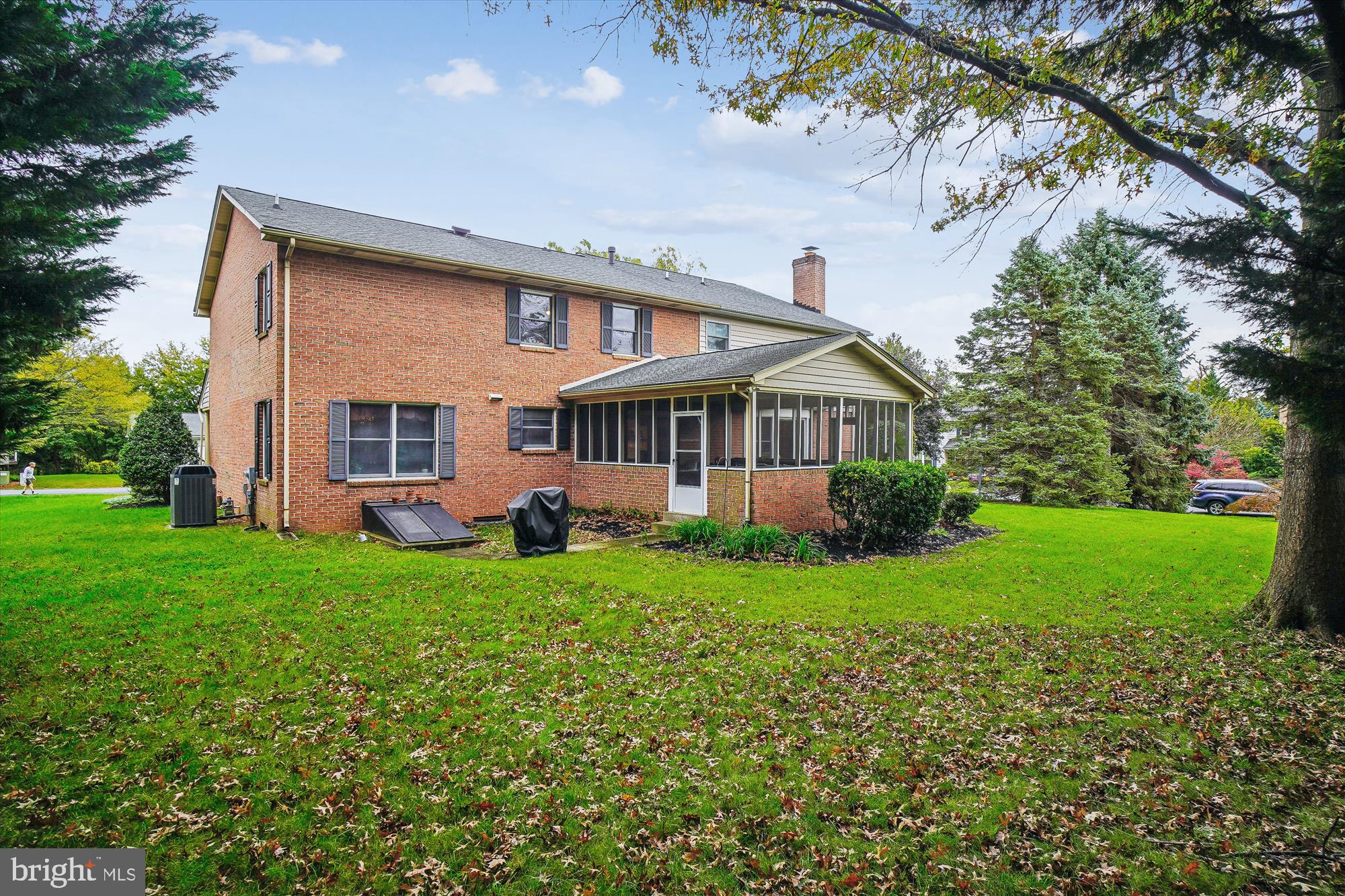 CLOVER HILL III - Residential