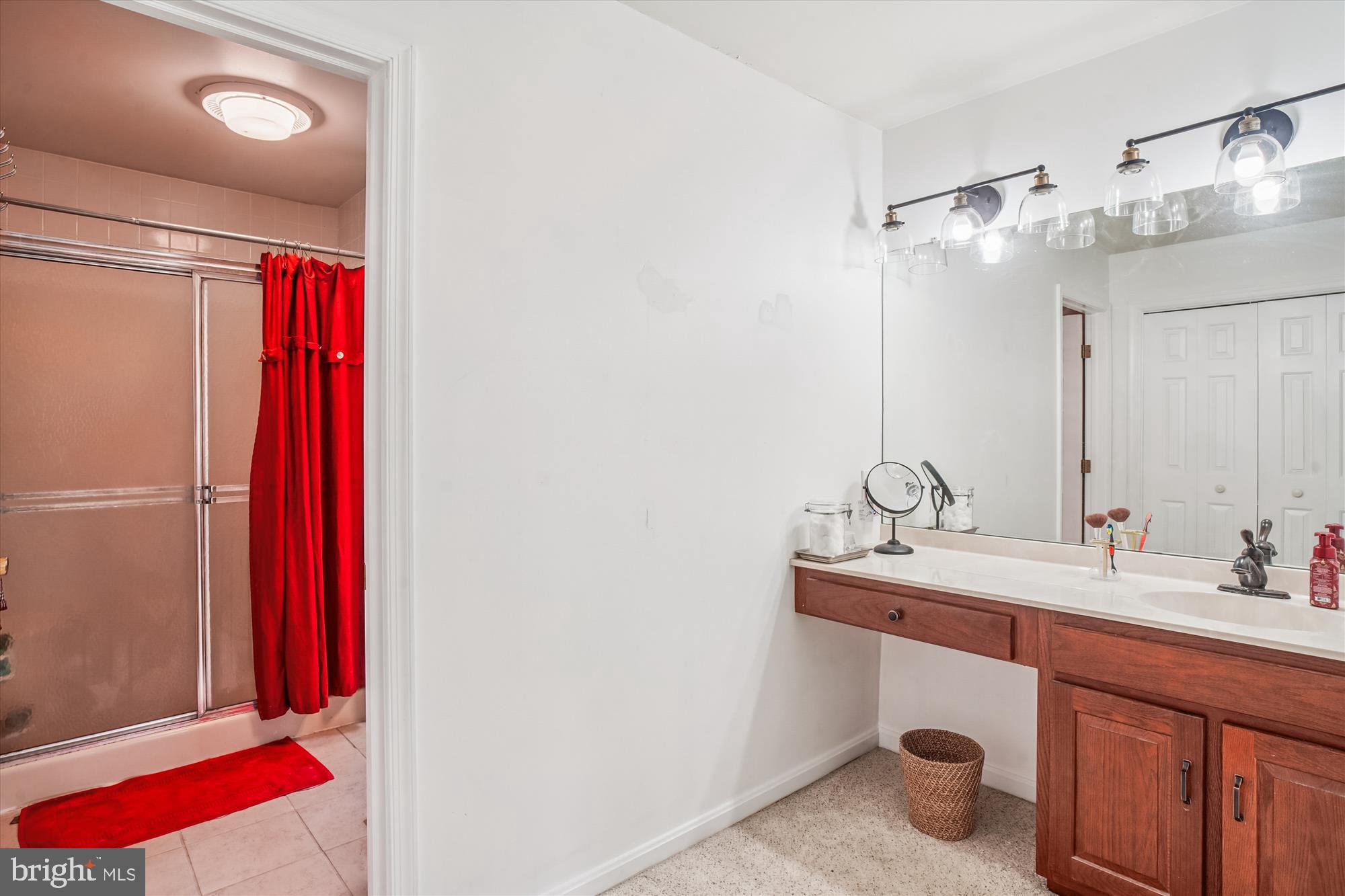 CLOVER HILL III - Residential