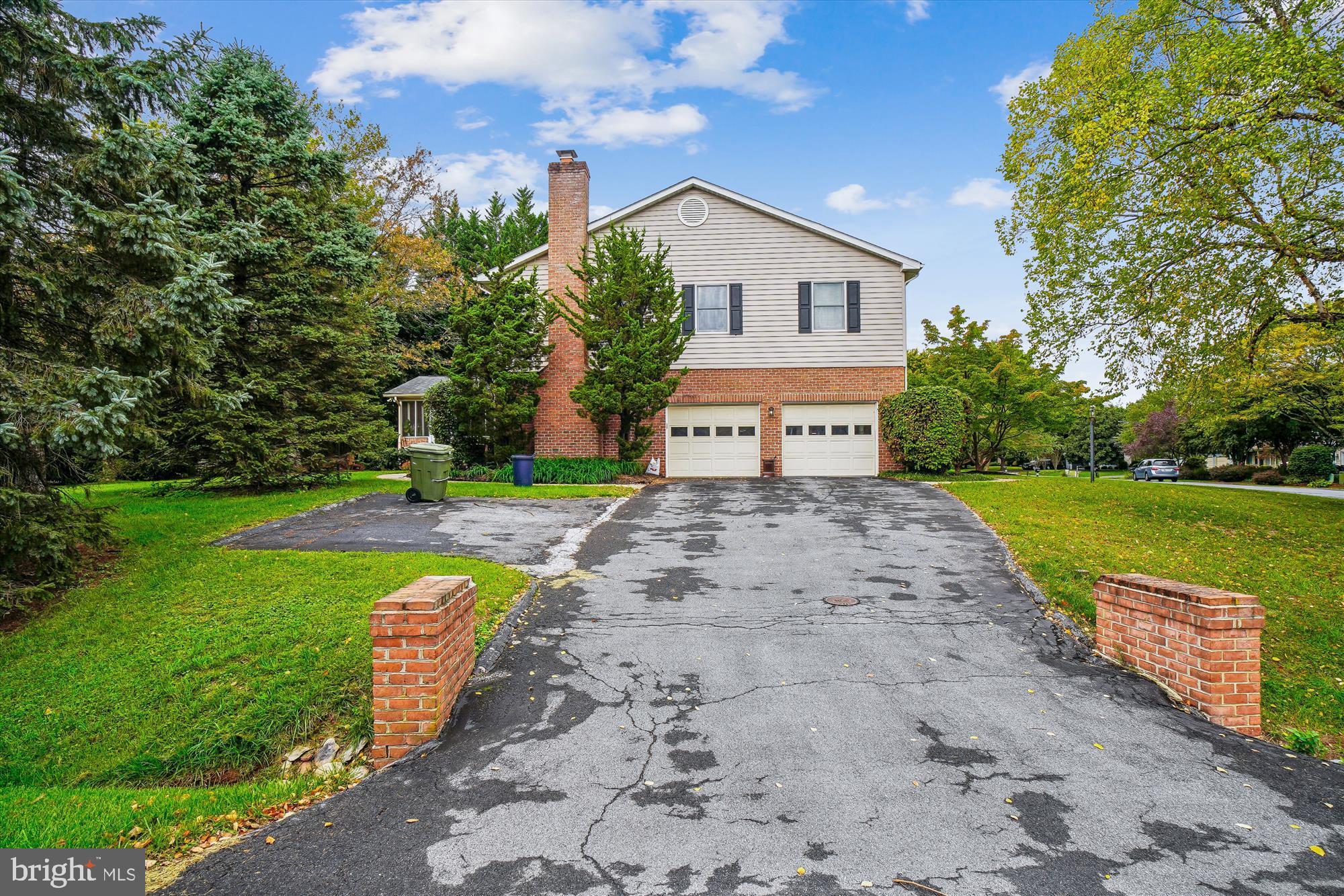 CLOVER HILL III - Residential