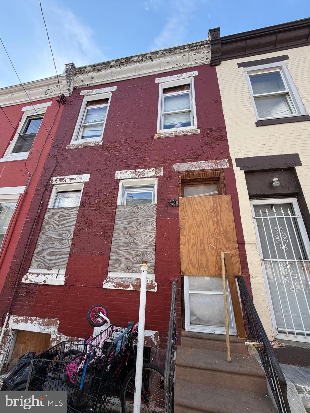 Photo of 2516 N Sartain Street, PHILADELPHIA, PA 19133 (MLS # PAPH2603110)