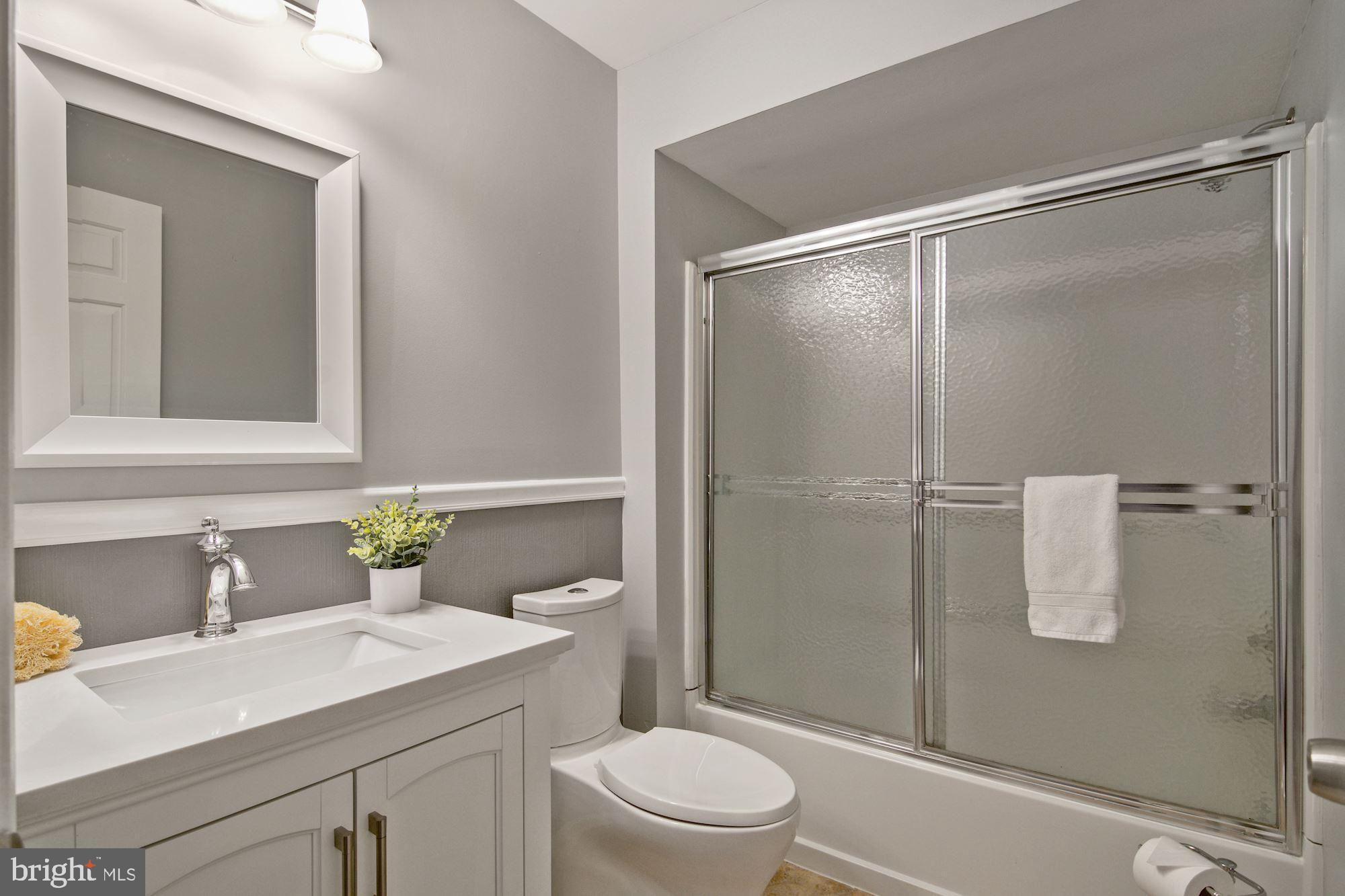 OLDE MILL - Residential Lease