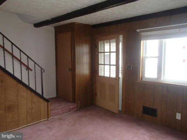 CHARLESMONT - Residential