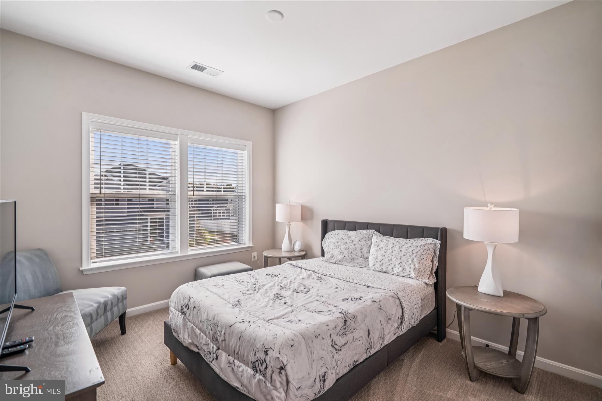 TWO RIVERS - Residential