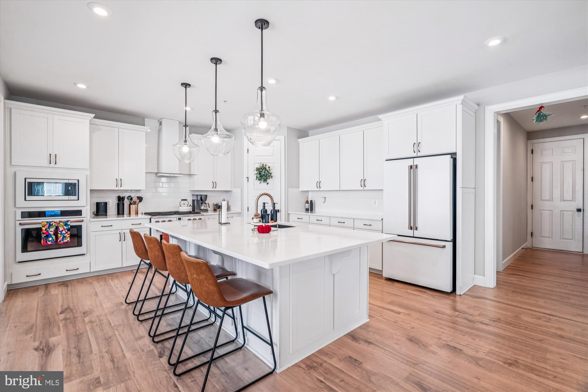 TWO RIVERS - Residential