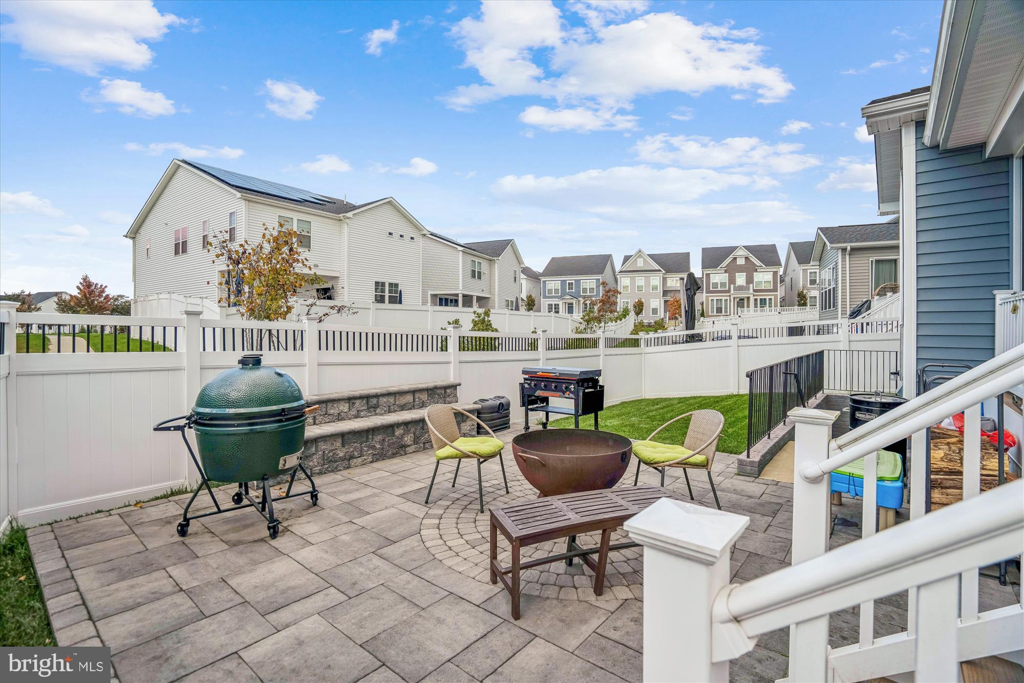 TWO RIVERS - Residential