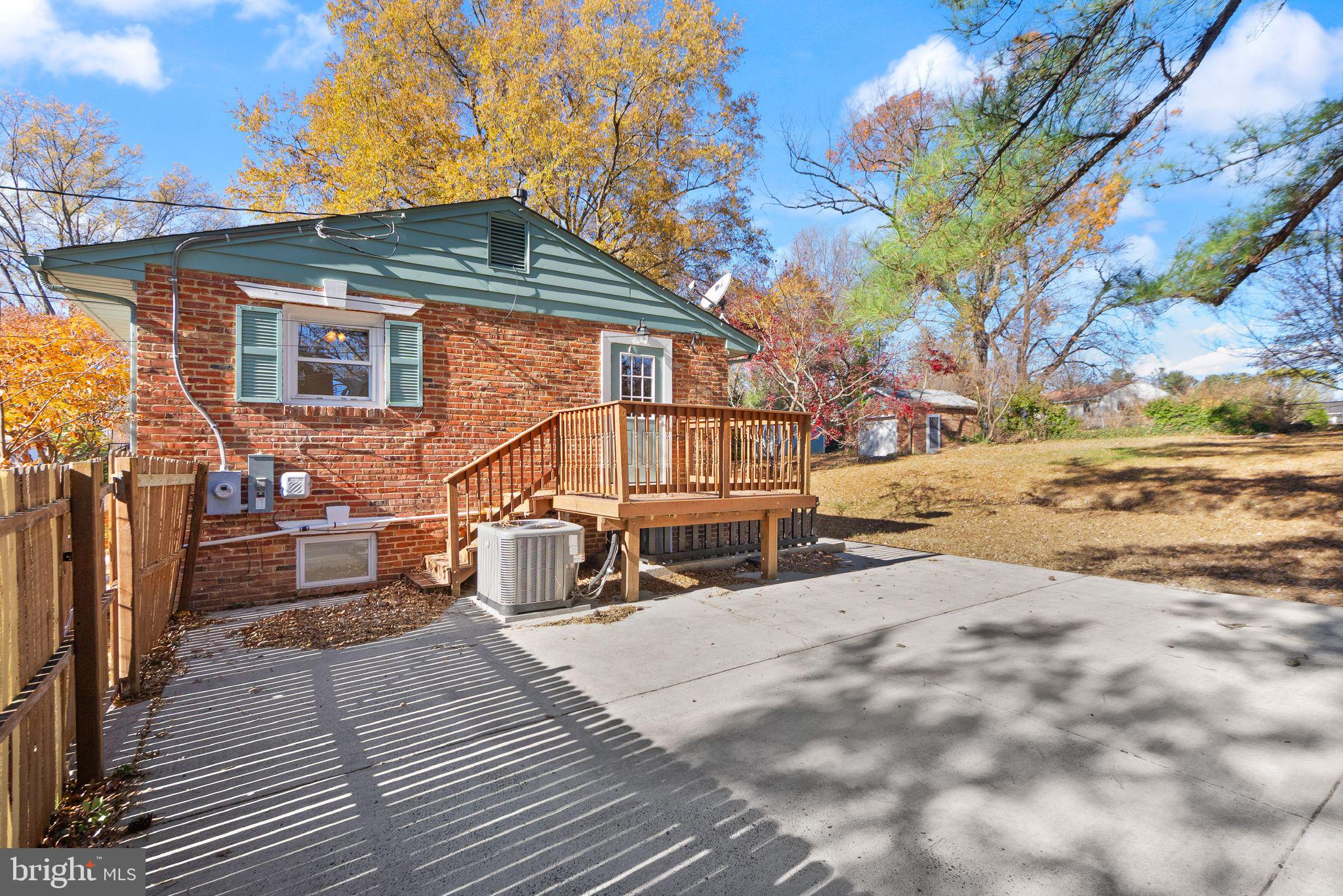 PINECREST ESTATES - Residential