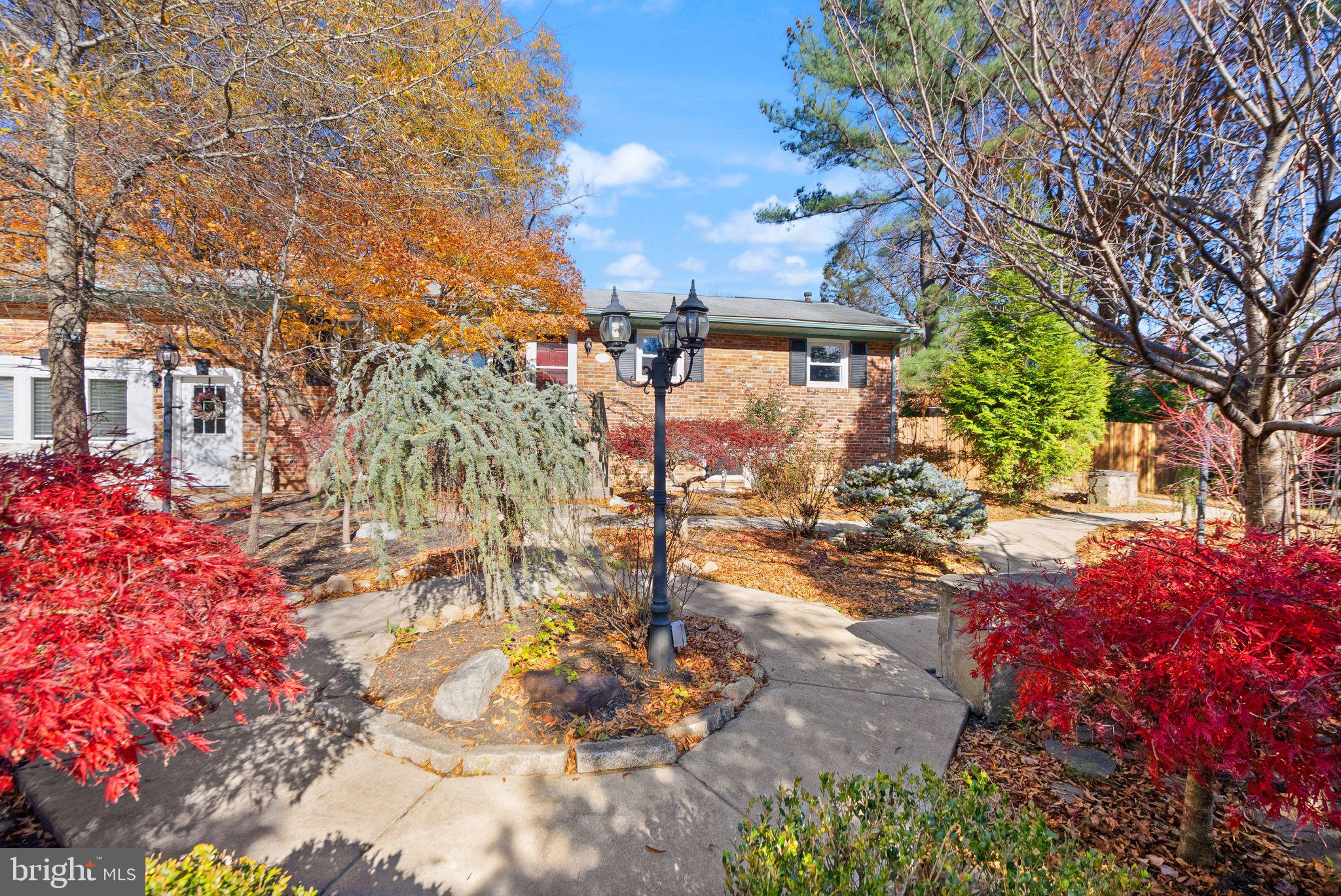 PINECREST ESTATES - Residential