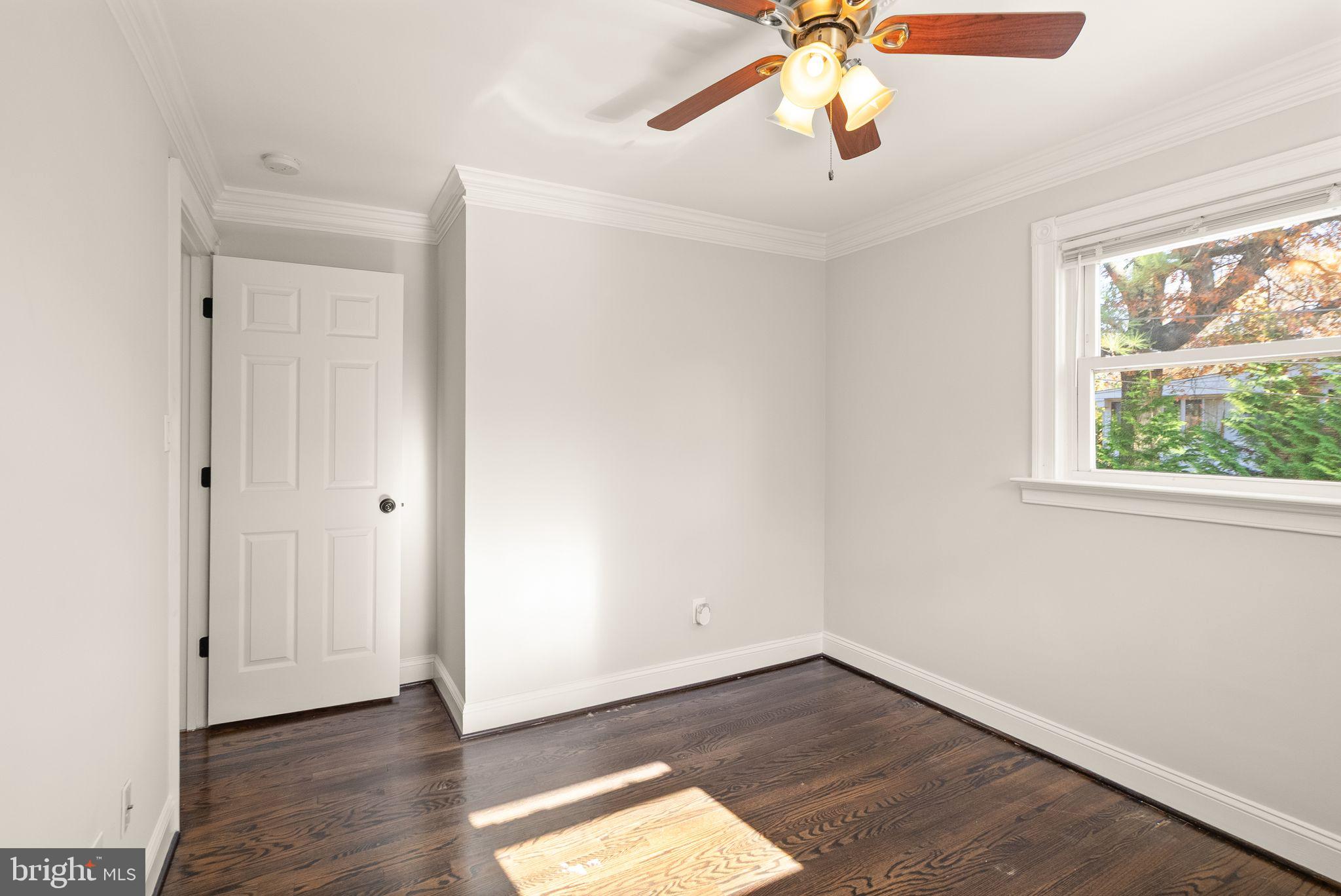 PINECREST ESTATES - Residential