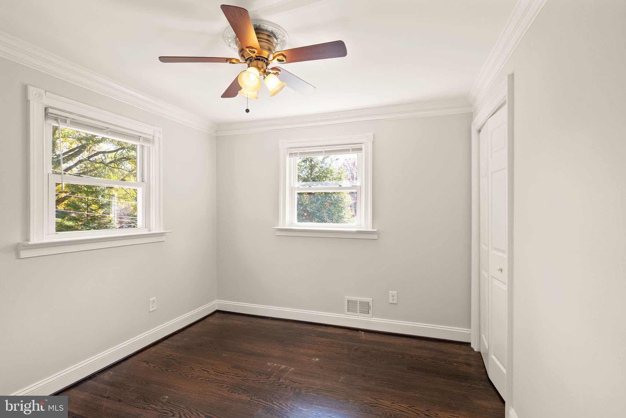 PINECREST ESTATES - Residential