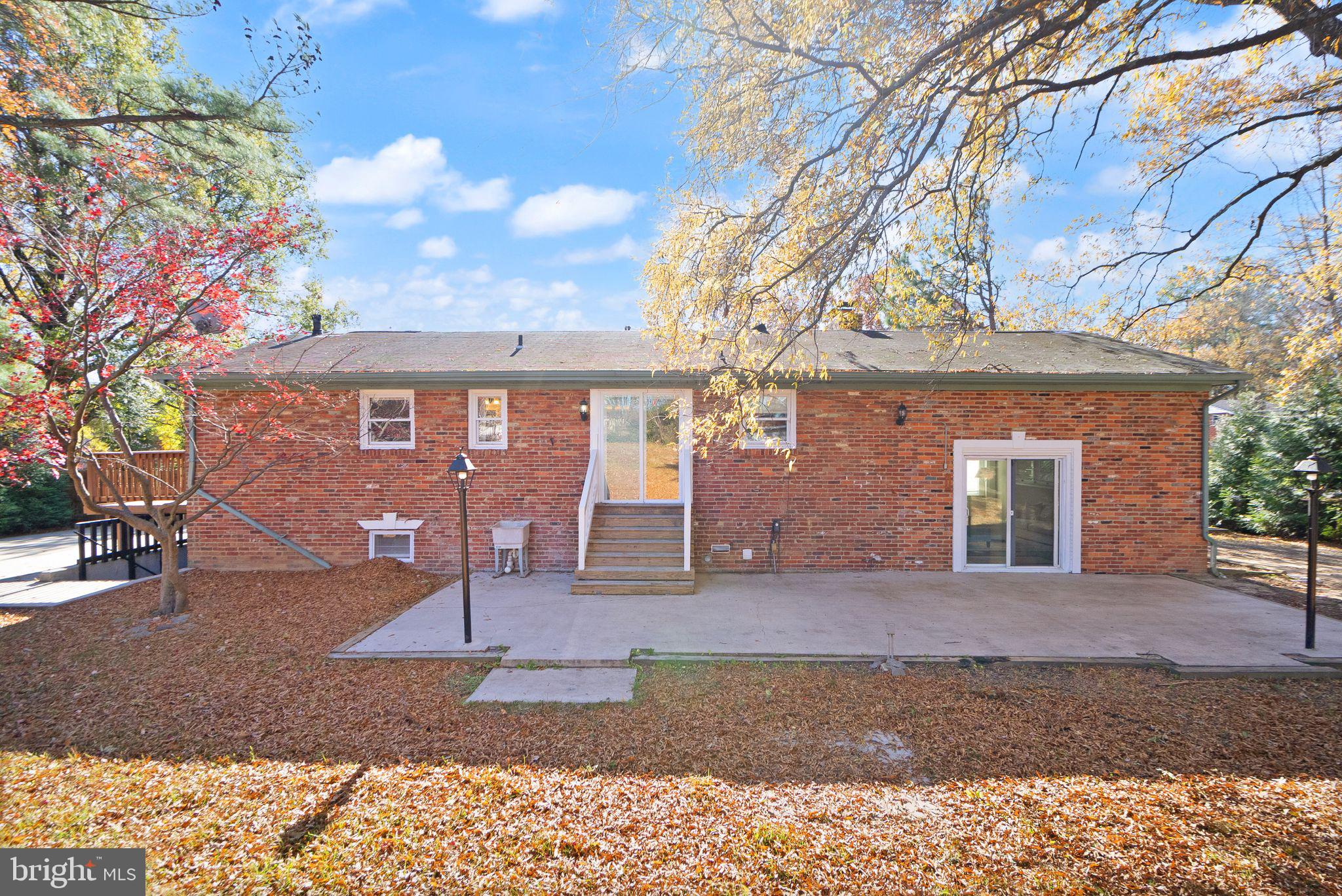 PINECREST ESTATES - Residential