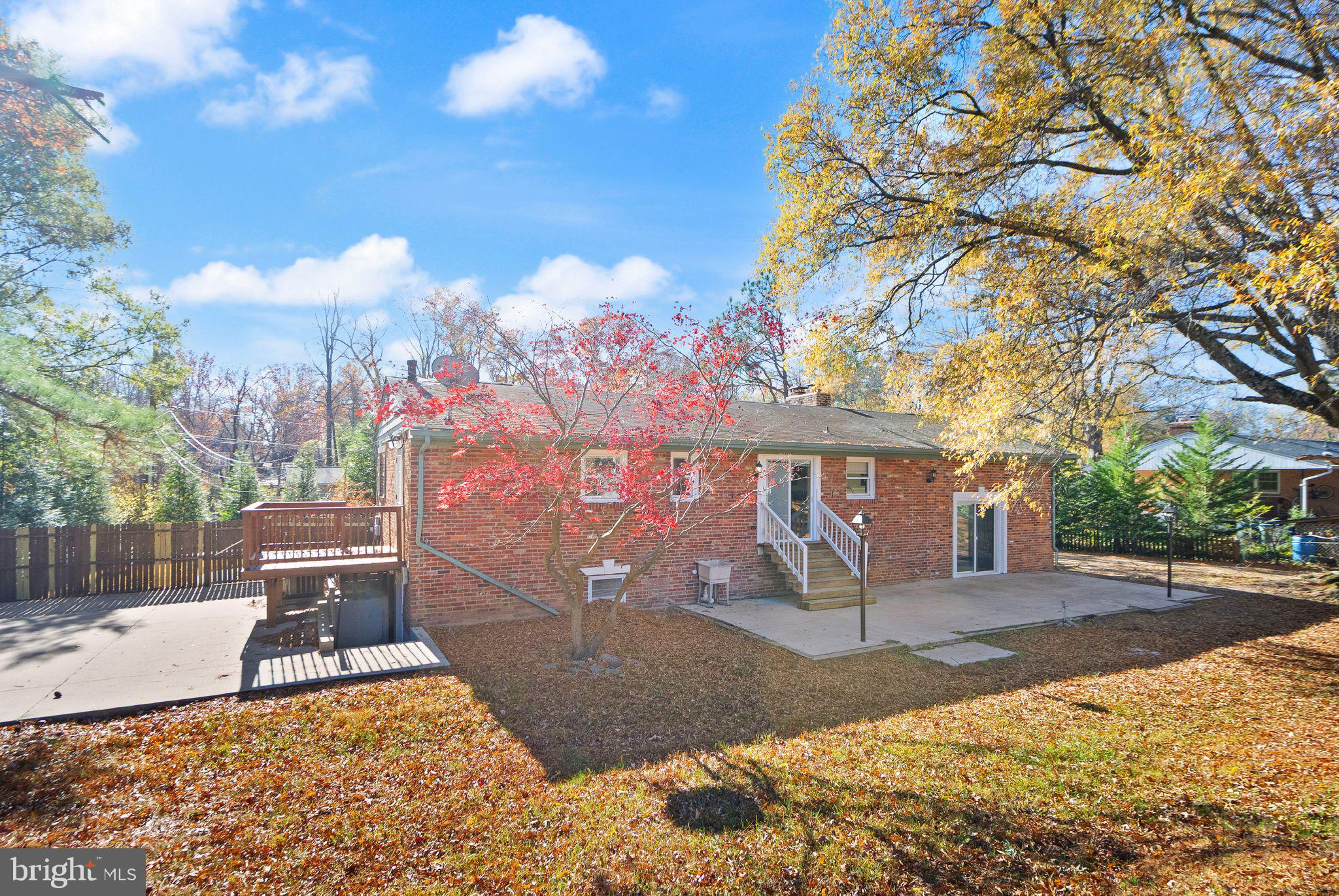 PINECREST ESTATES - Residential