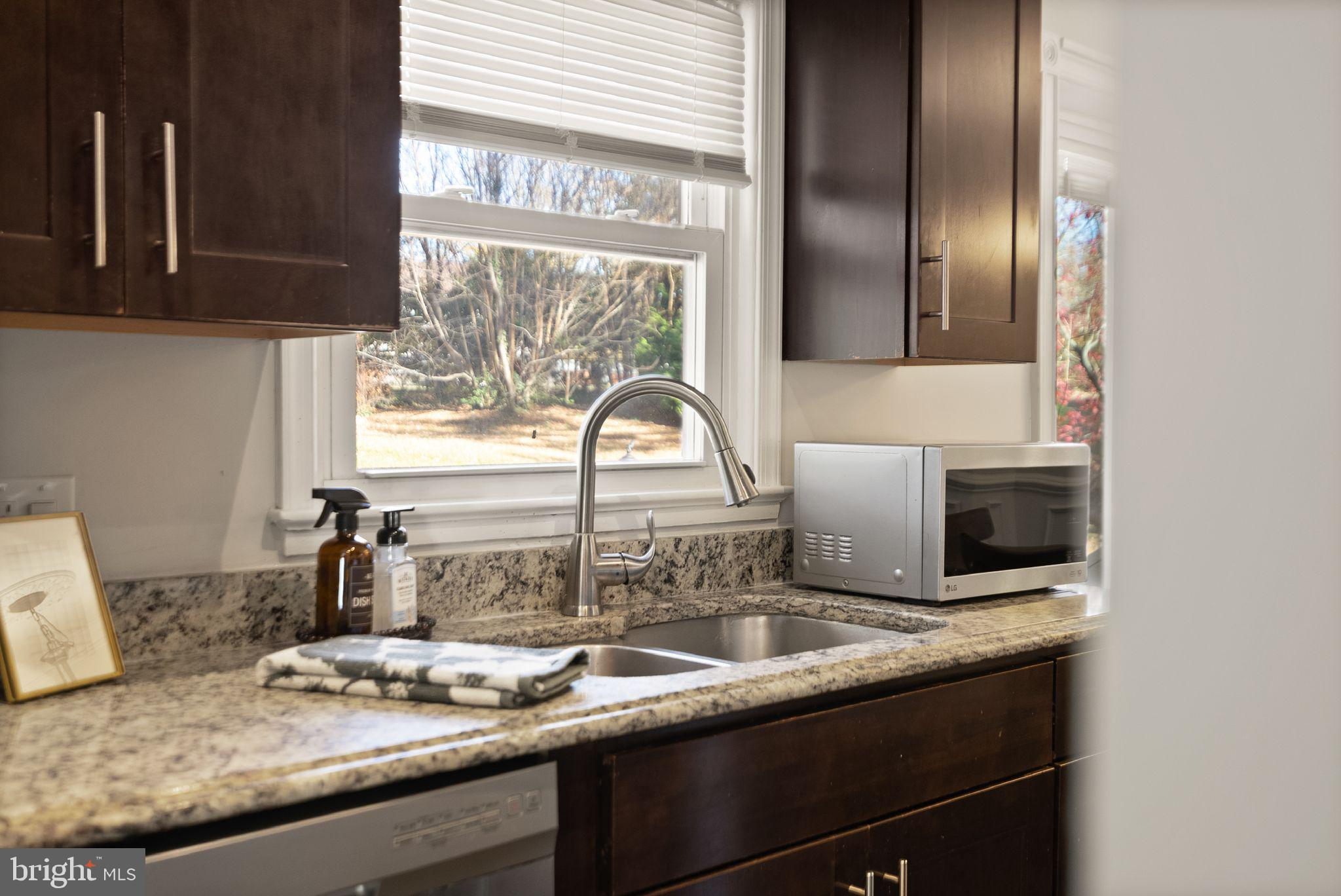 PINECREST ESTATES - Residential