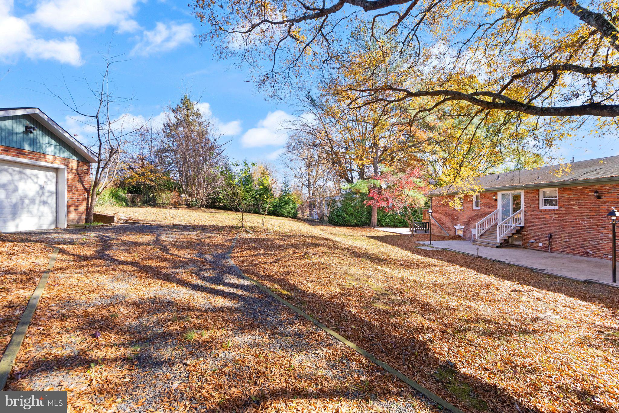 PINECREST ESTATES - Residential