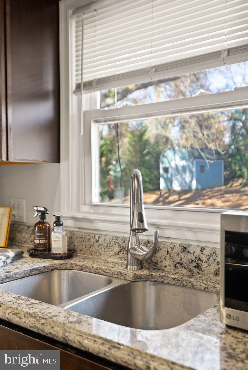 PINECREST ESTATES - Residential