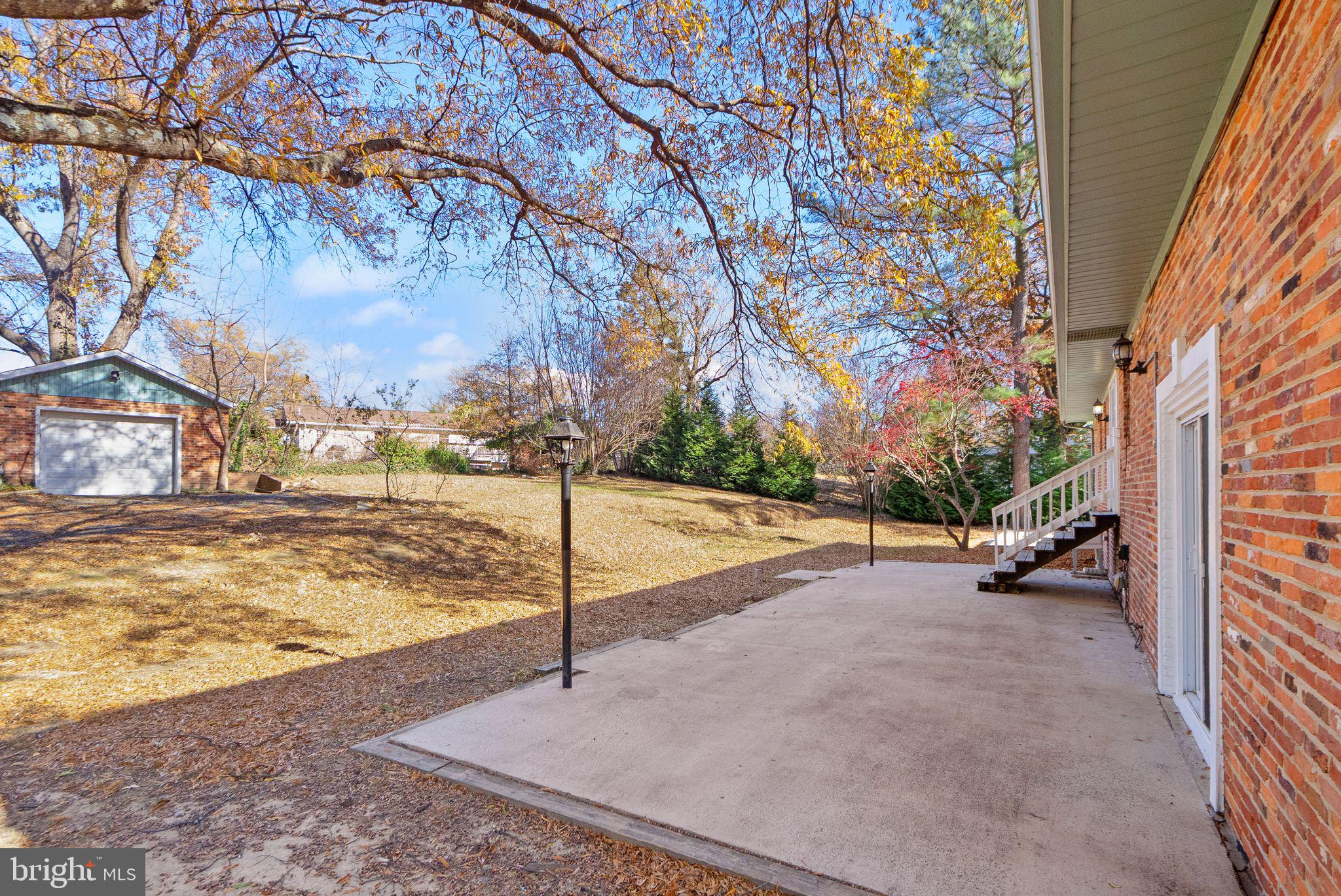 PINECREST ESTATES - Residential