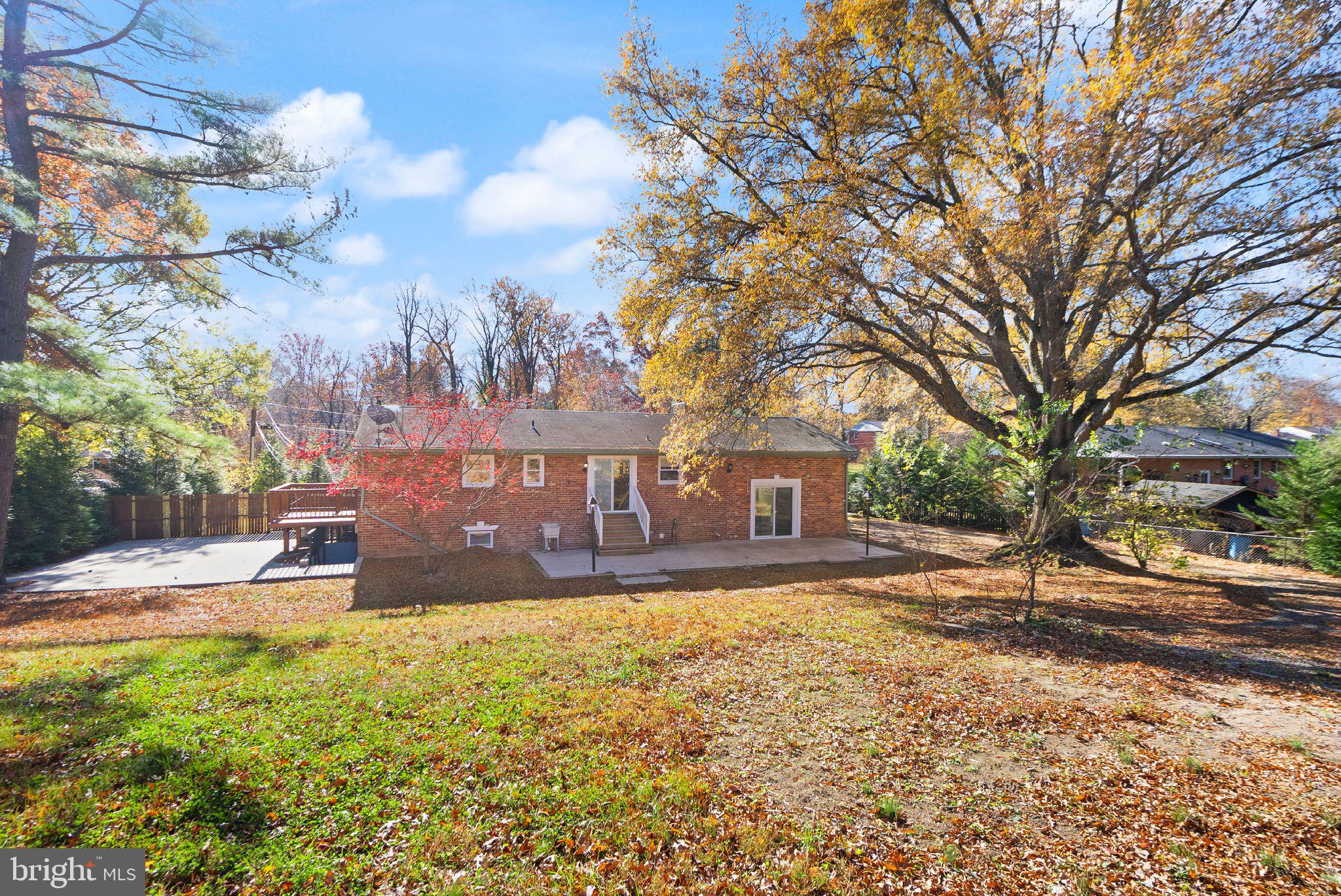 PINECREST ESTATES - Residential