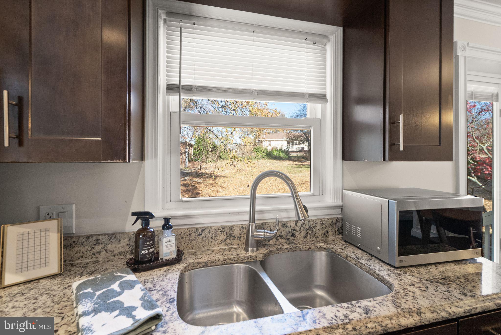 PINECREST ESTATES - Residential