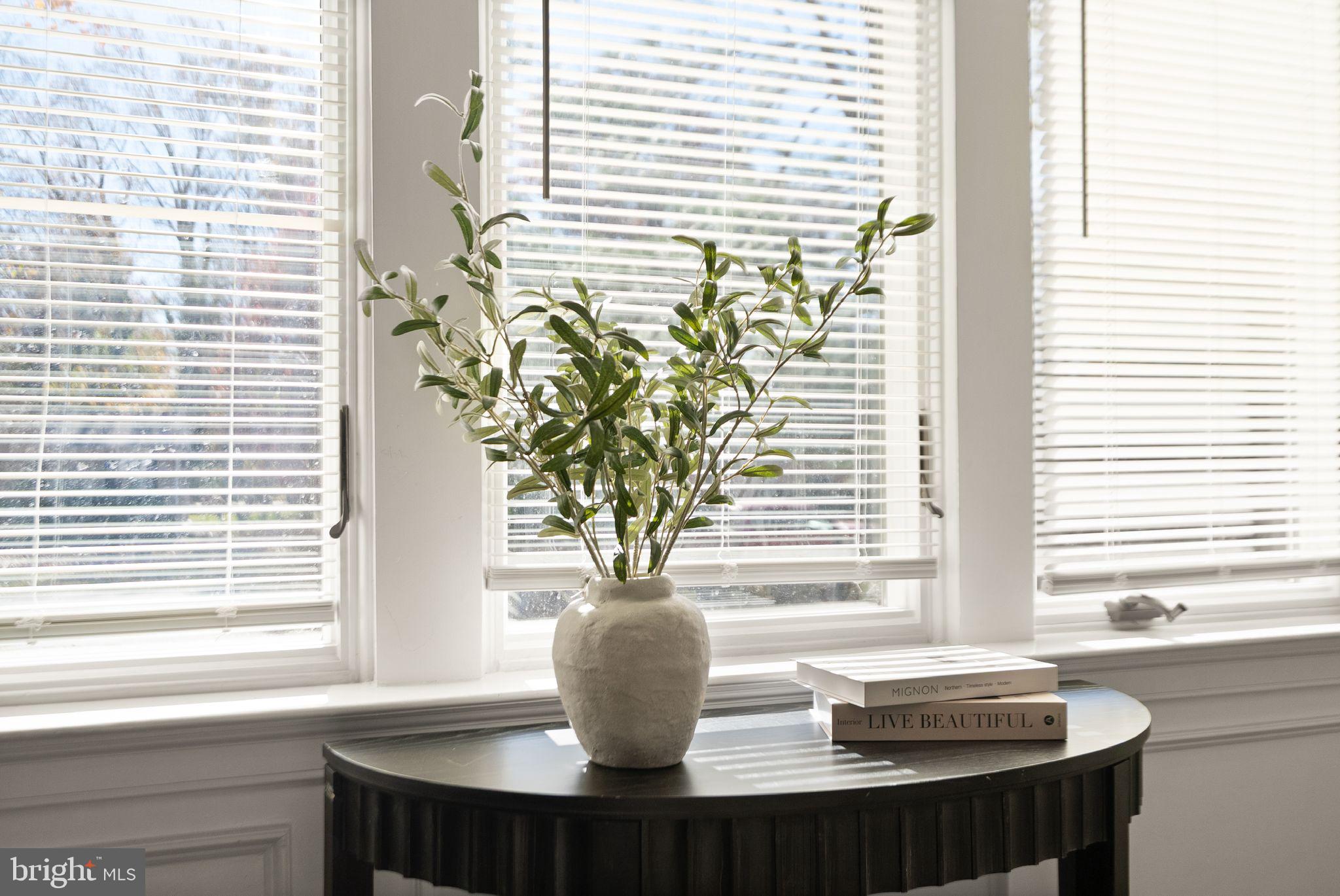 PINECREST ESTATES - Residential