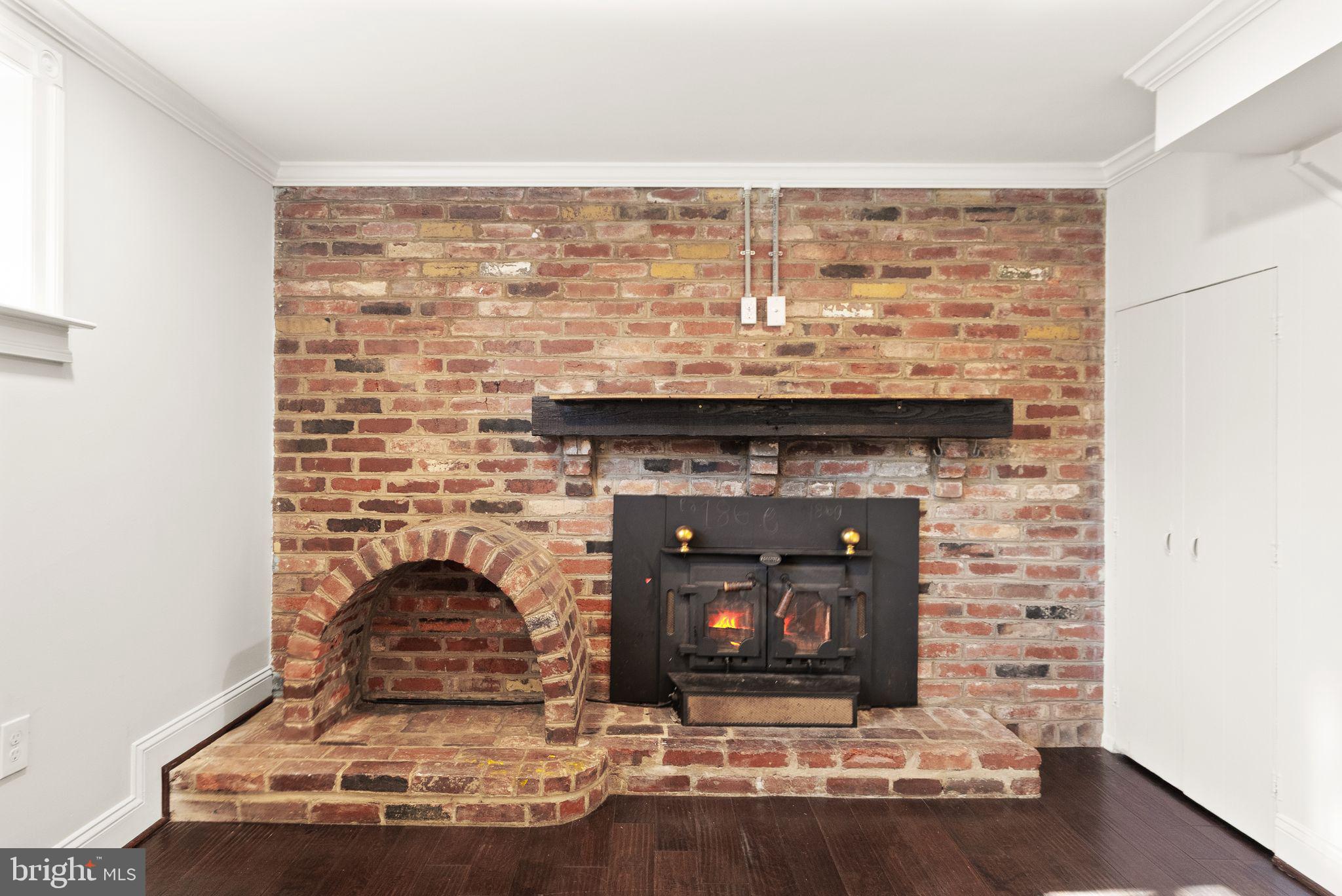 PINECREST ESTATES - Residential