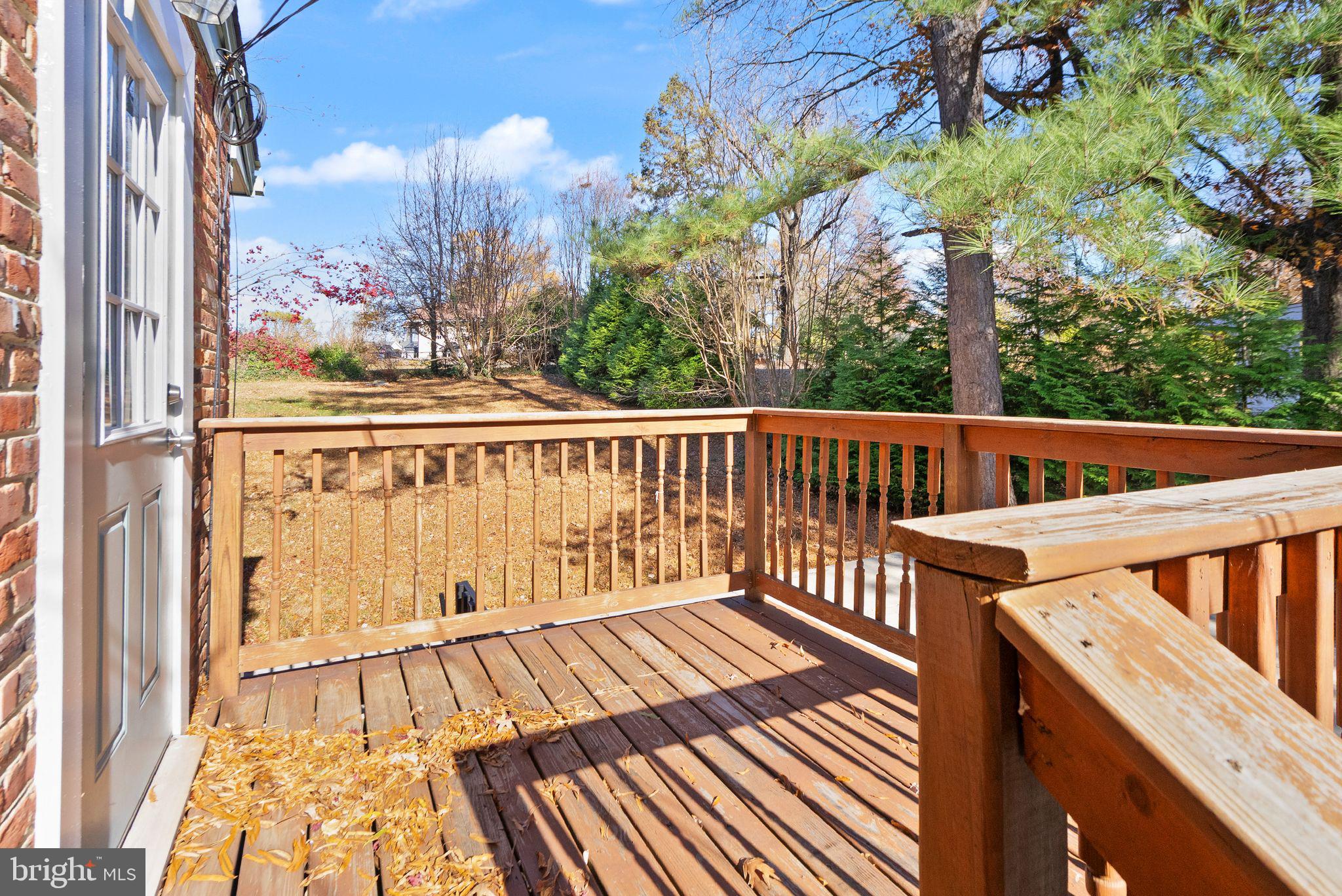 PINECREST ESTATES - Residential