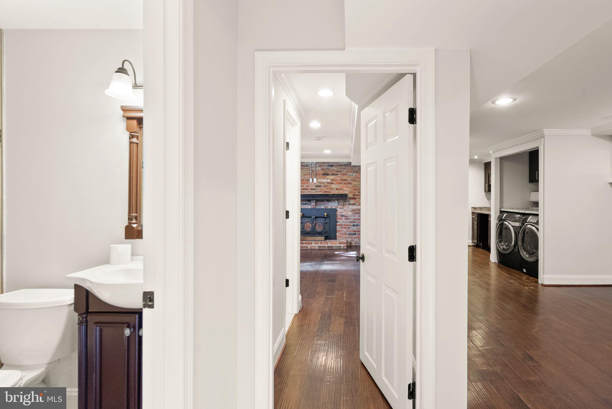 PINECREST ESTATES - Residential