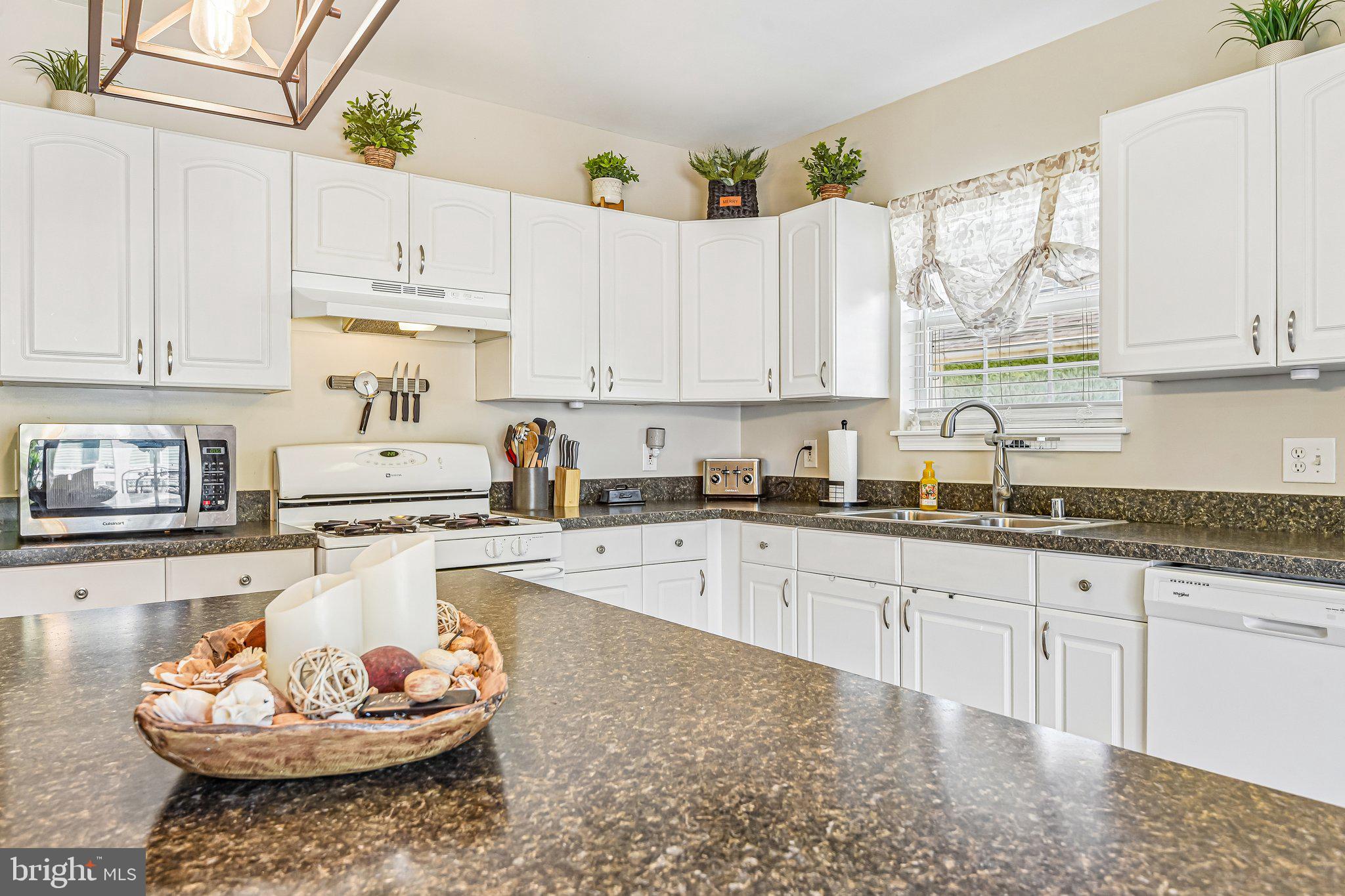 MOUNT HOLLY TERRACE - Residential