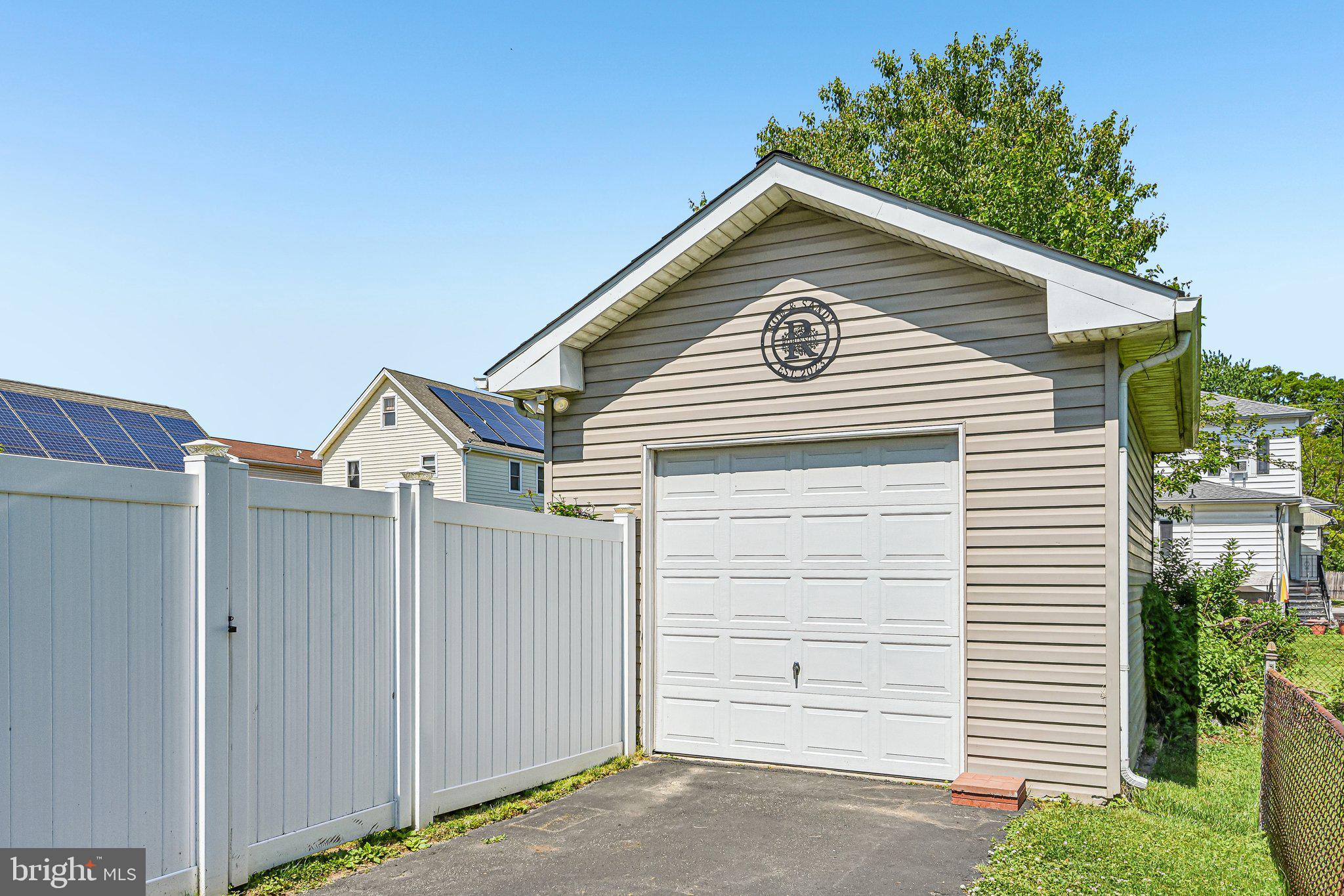 MOUNT HOLLY TERRACE - Residential