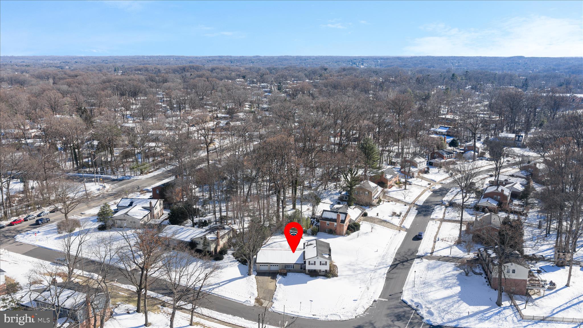 COUNTRY CLUB VIEW - Residential