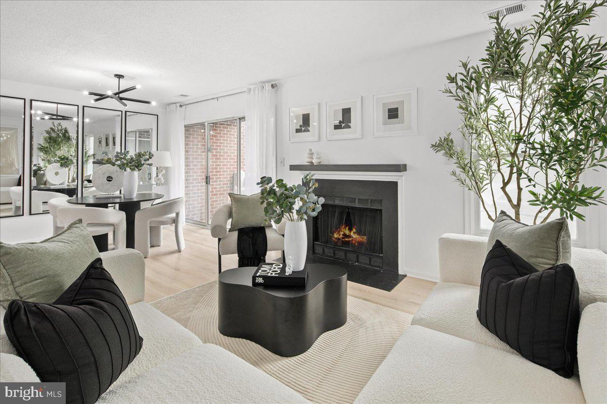 THE COVE - Residential