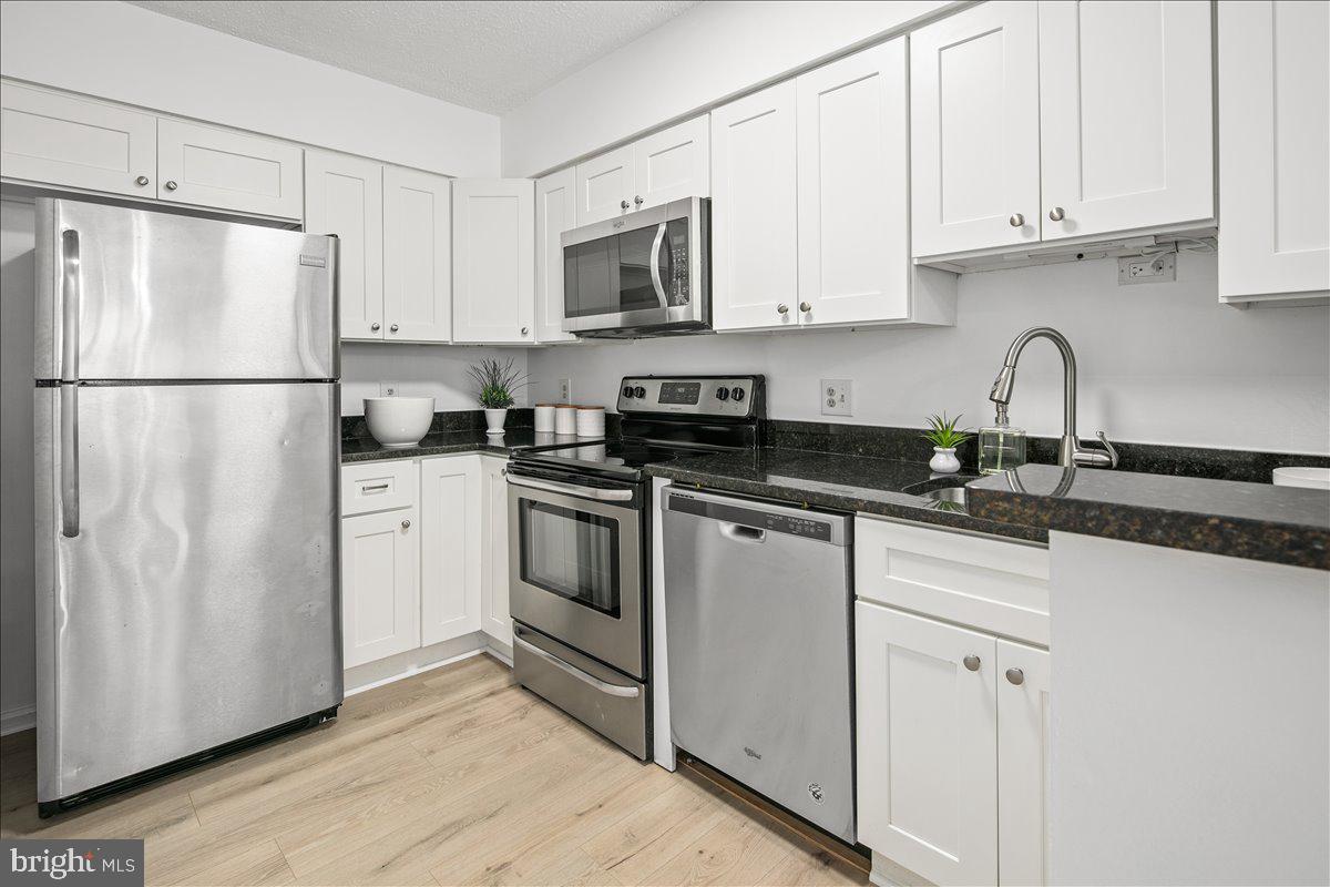 THE COVE - Residential