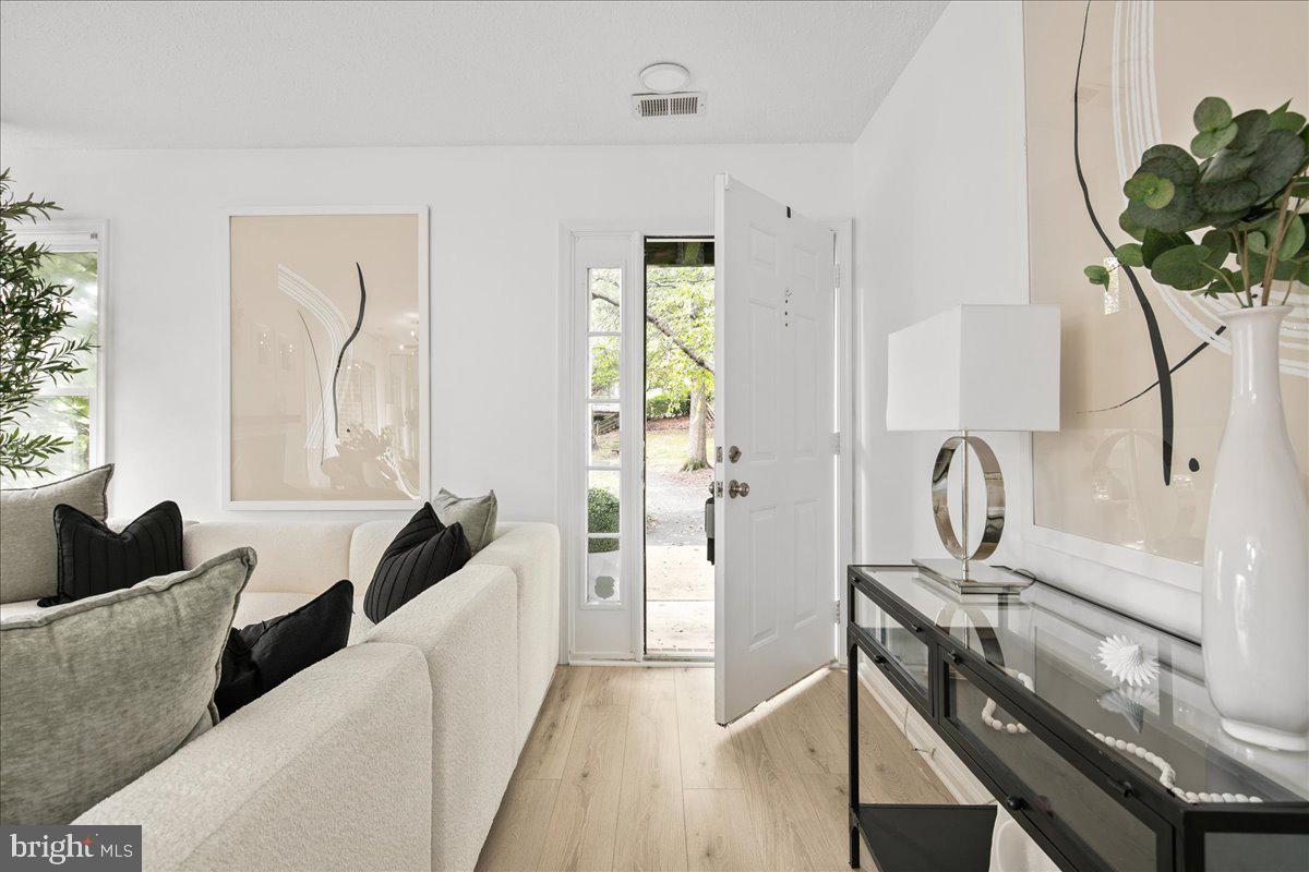 THE COVE - Residential