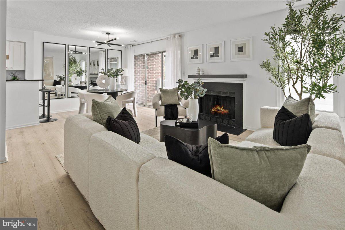 THE COVE - Residential