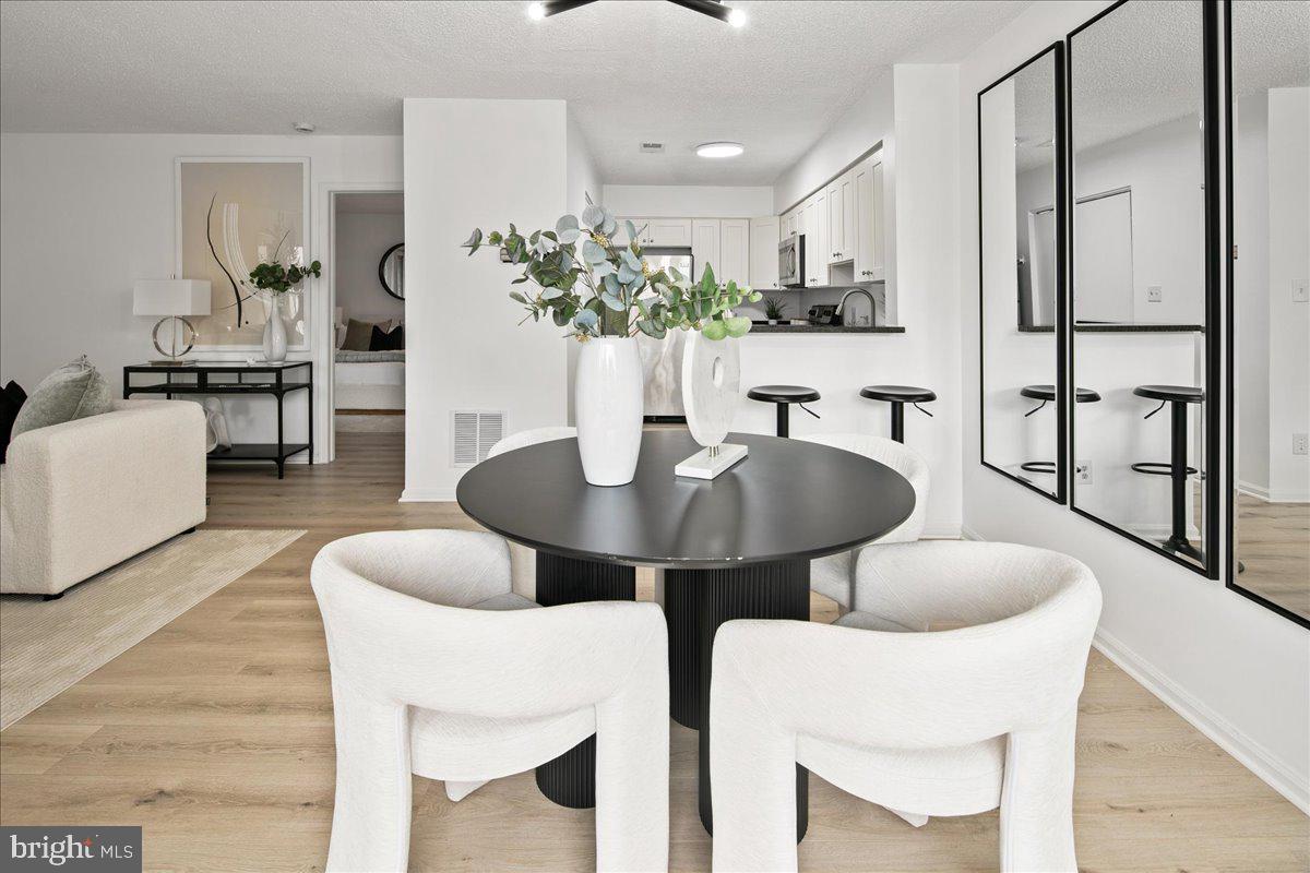 THE COVE - Residential